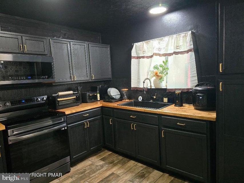 STILLWATER ESTATES - Residential