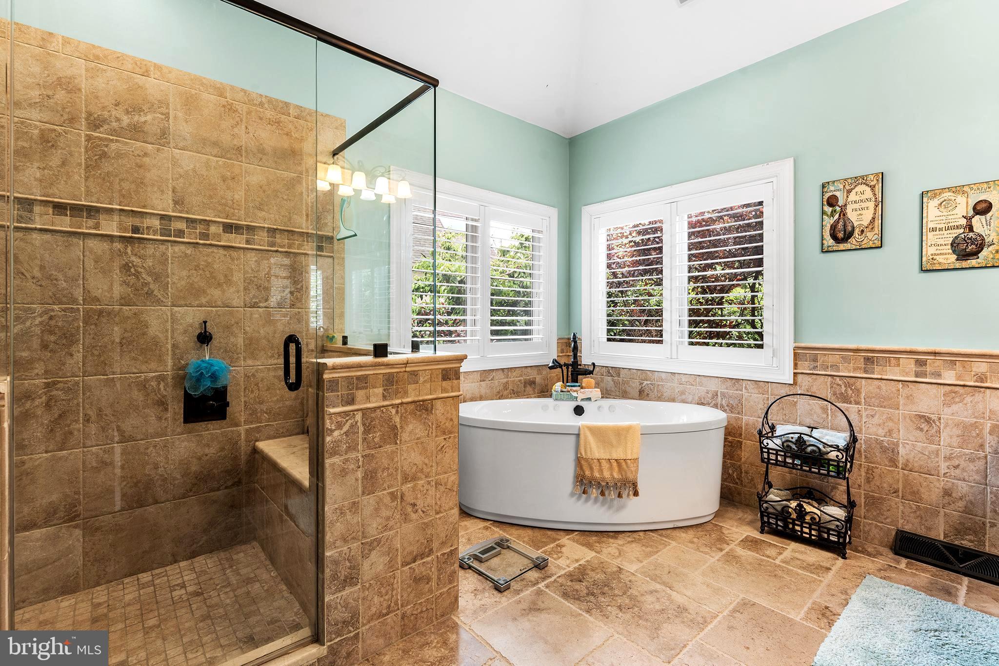 BLUE BELL CC - Residential