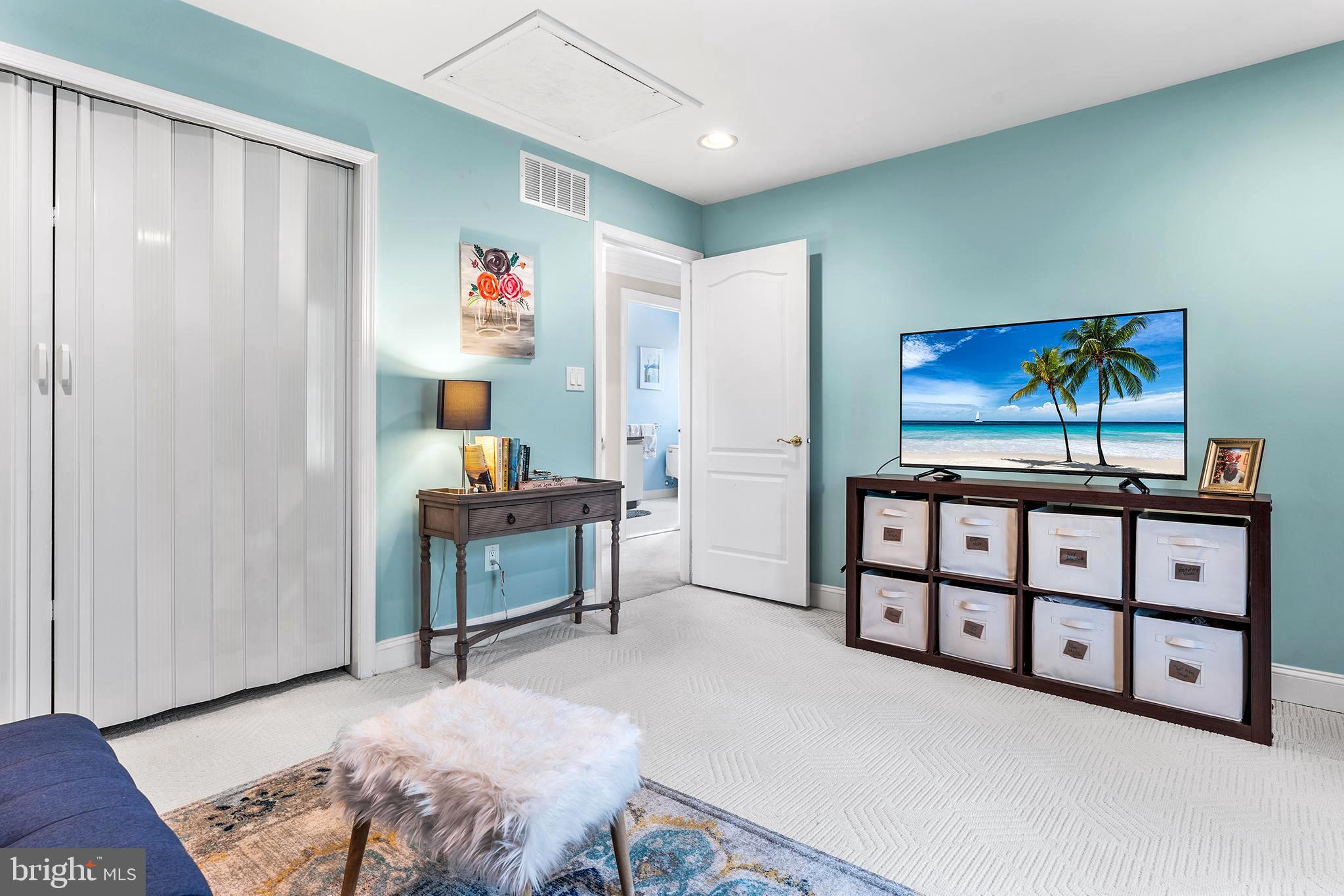 BLUE BELL CC - Residential