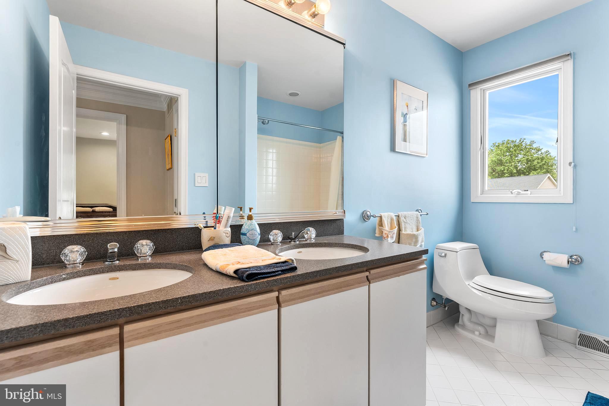 BLUE BELL CC - Residential
