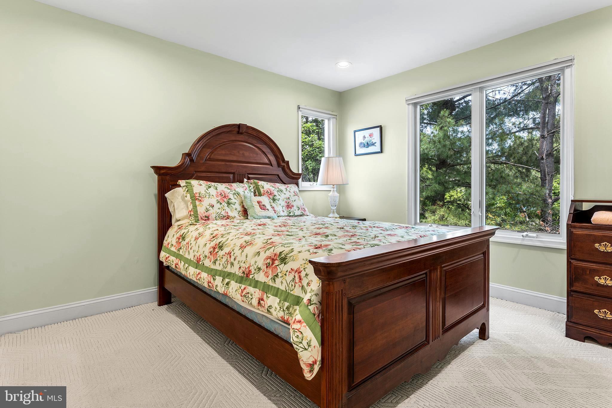BLUE BELL CC - Residential
