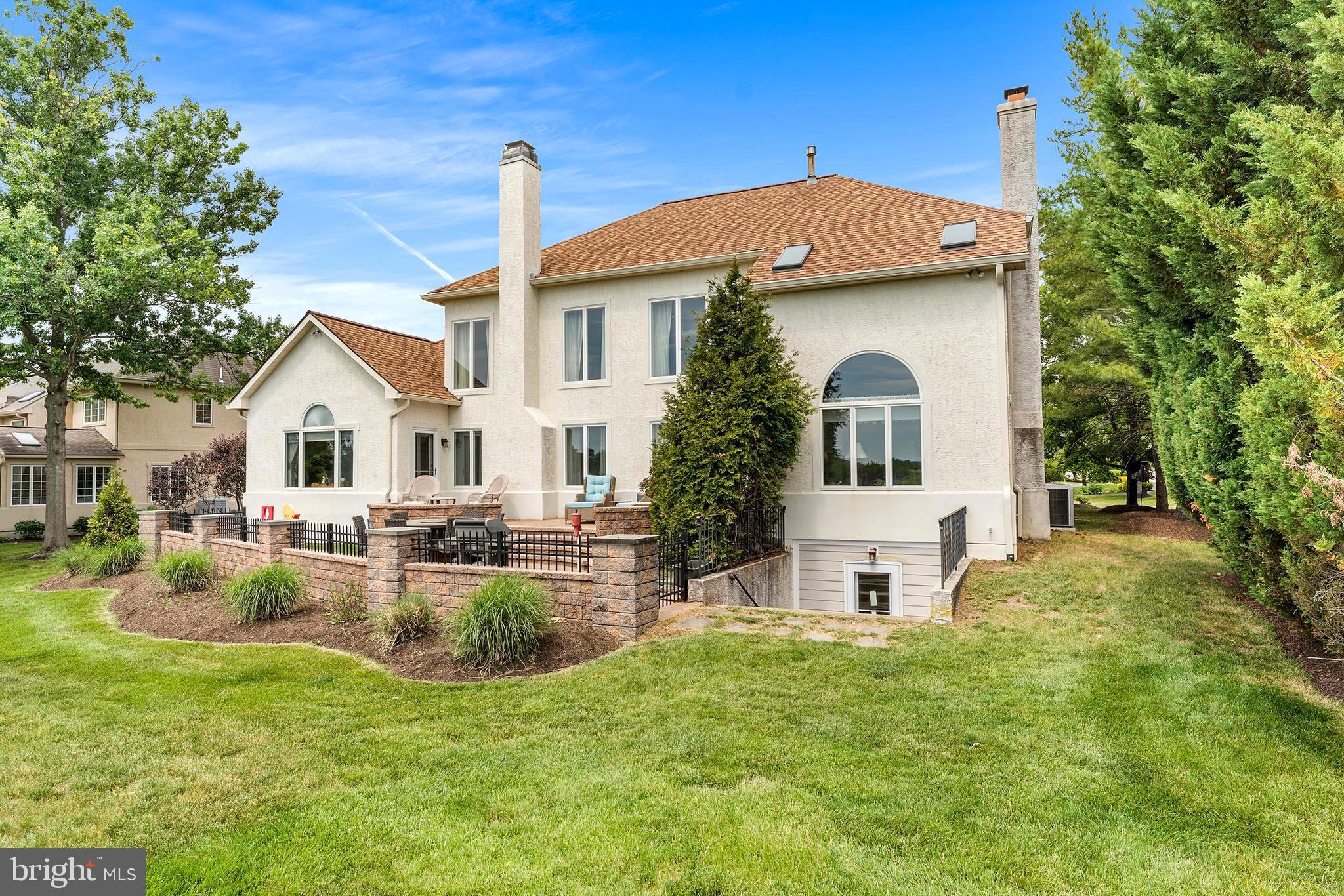BLUE BELL CC - Residential