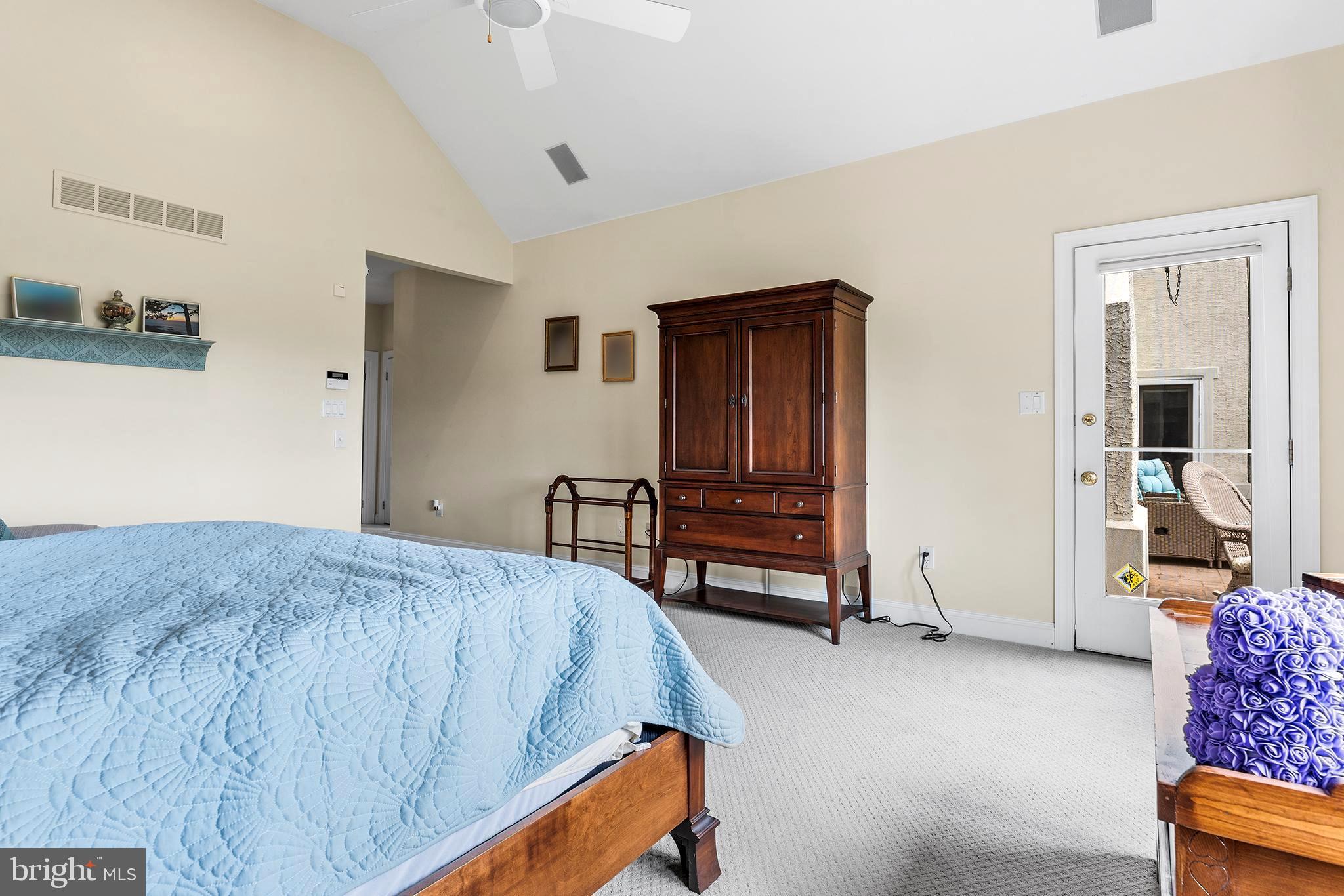 BLUE BELL CC - Residential