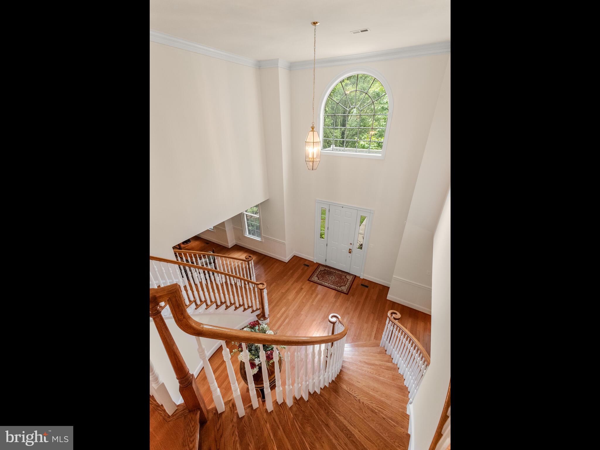 RIVERCREST - Residential