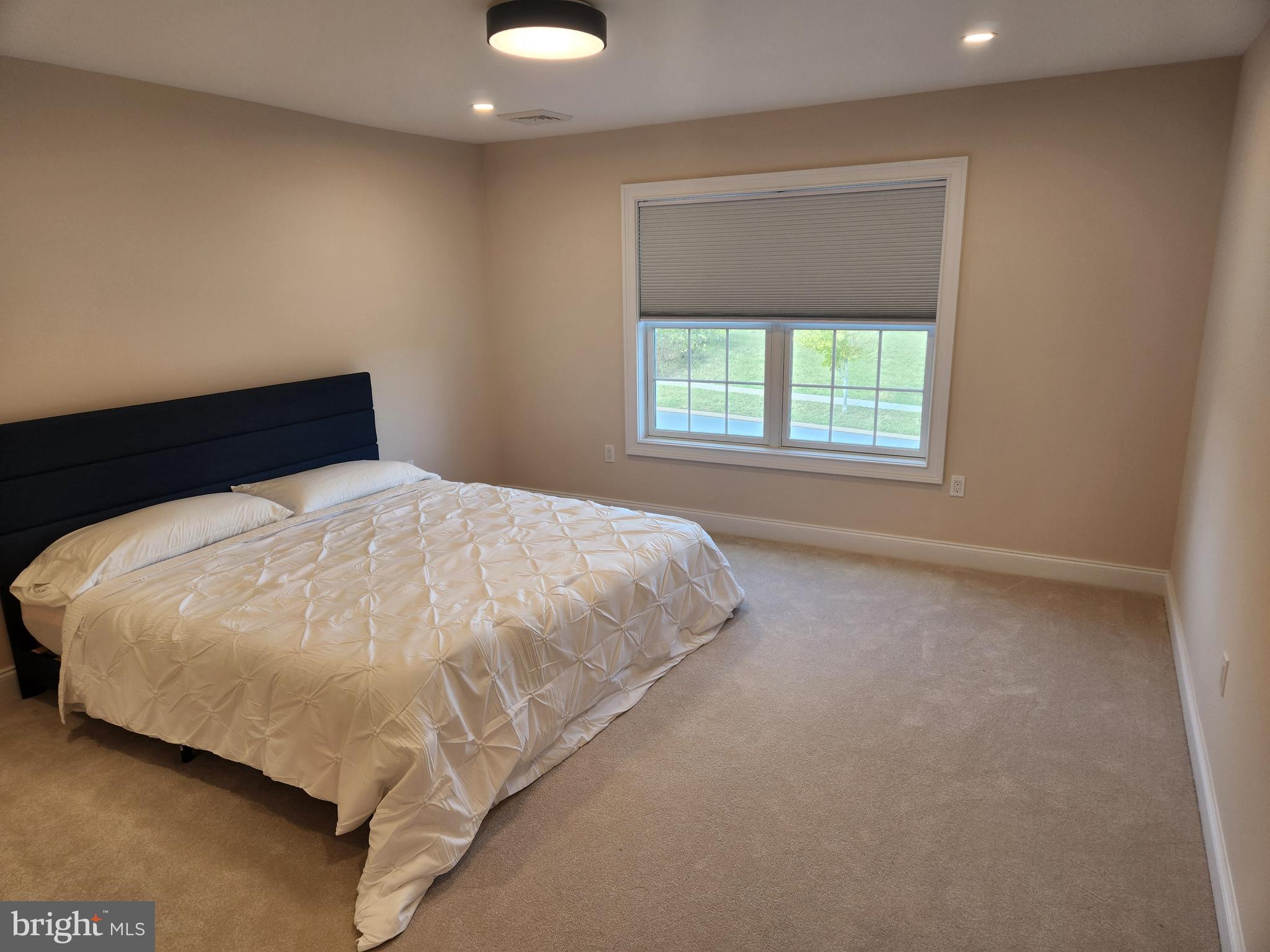 HILLSIDE FARM ESTATES - Residential