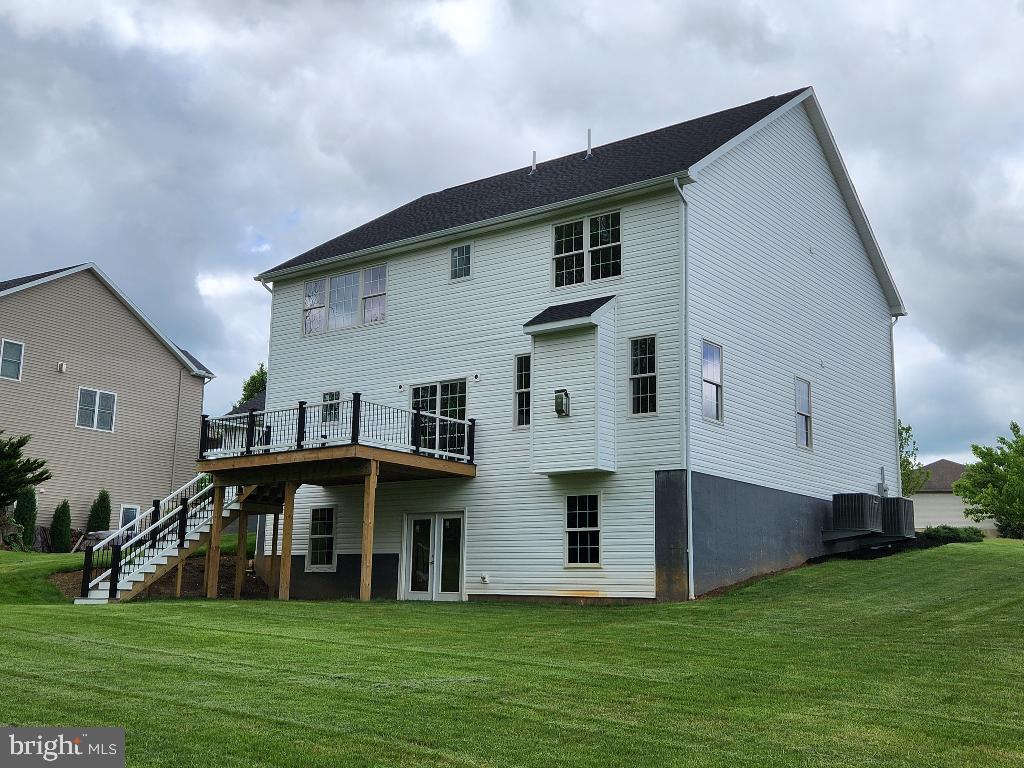 HILLSIDE FARM ESTATES - Residential