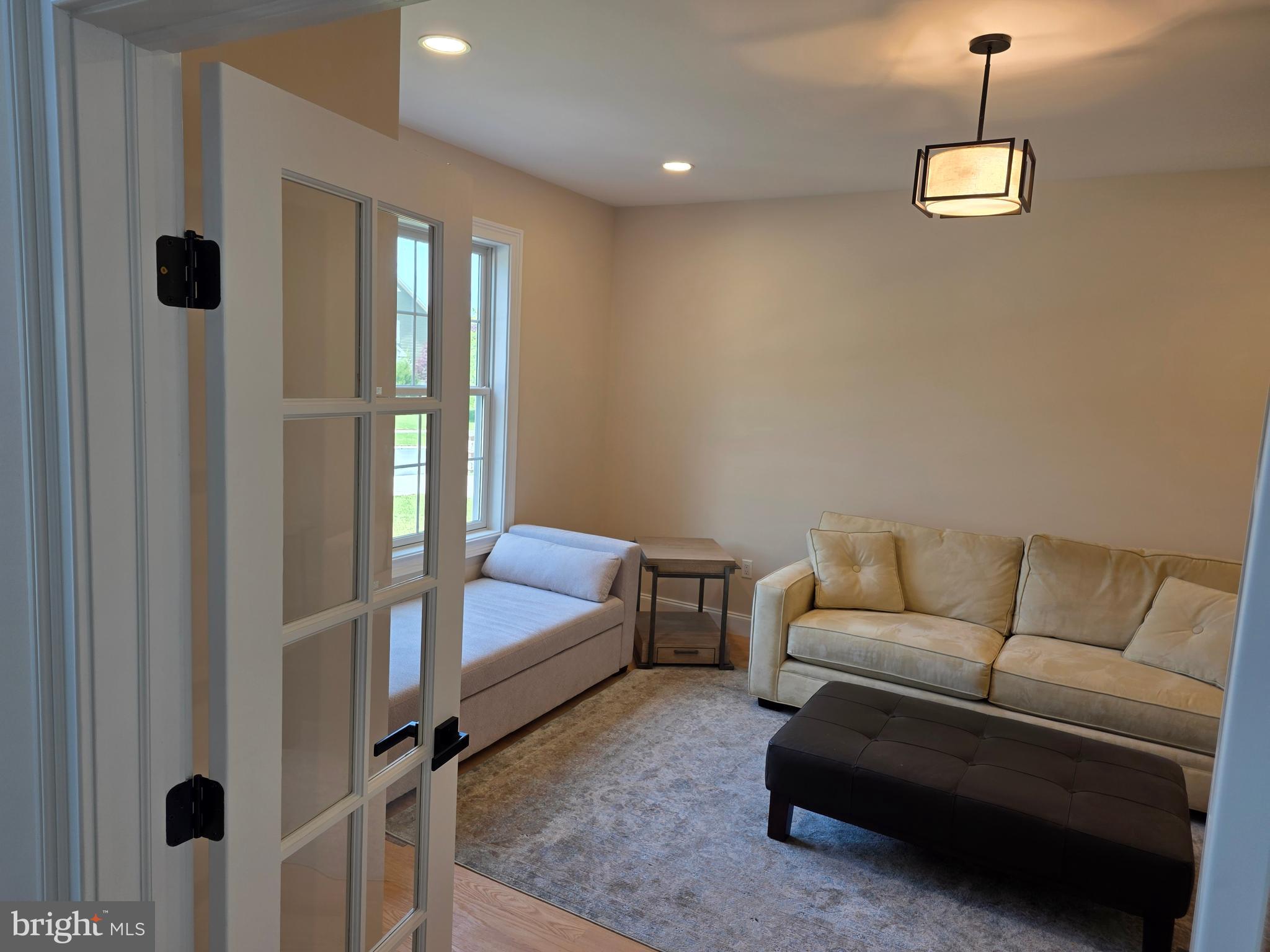HILLSIDE FARM ESTATES - Residential