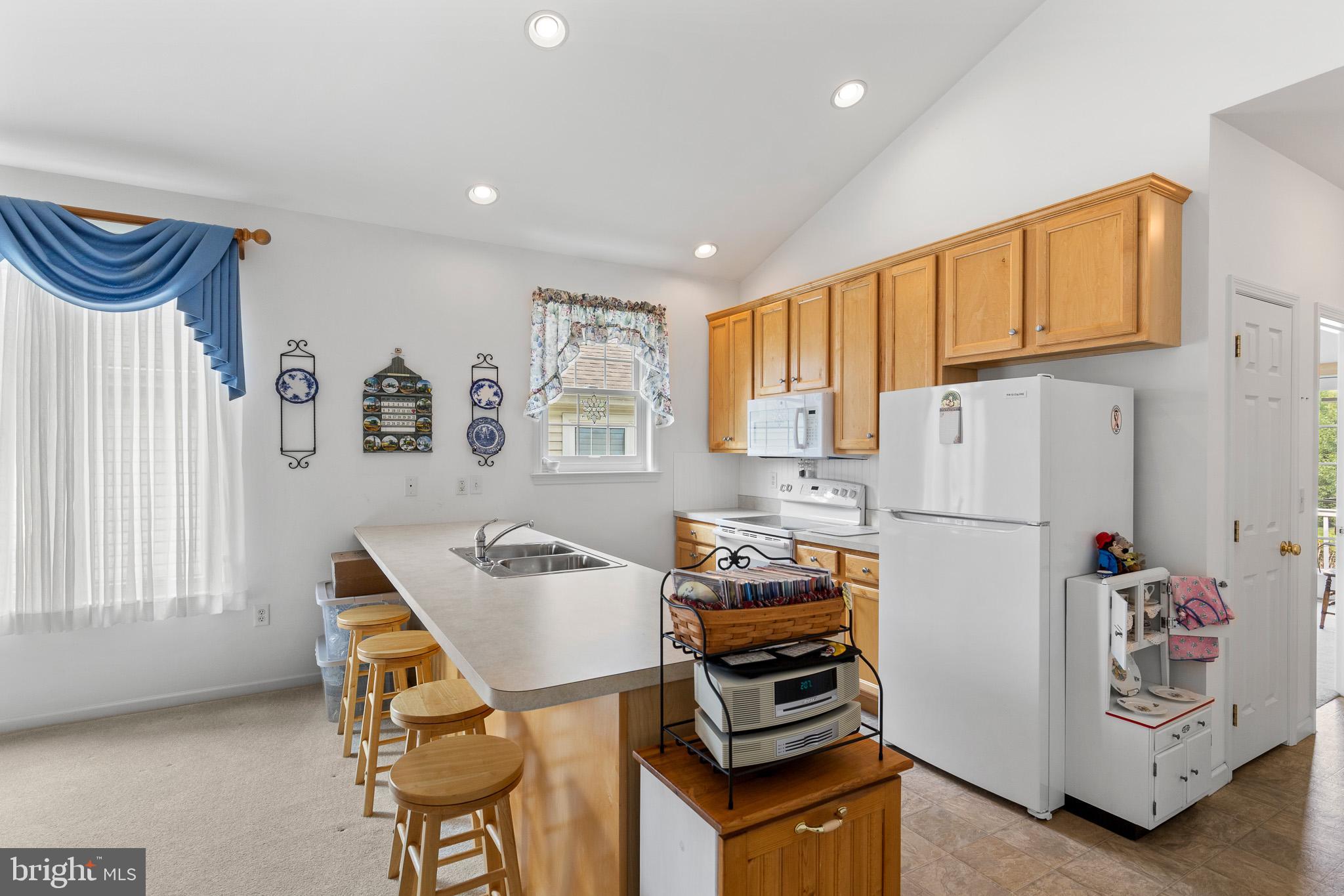 KISSEL HILL COMMONS - Residential