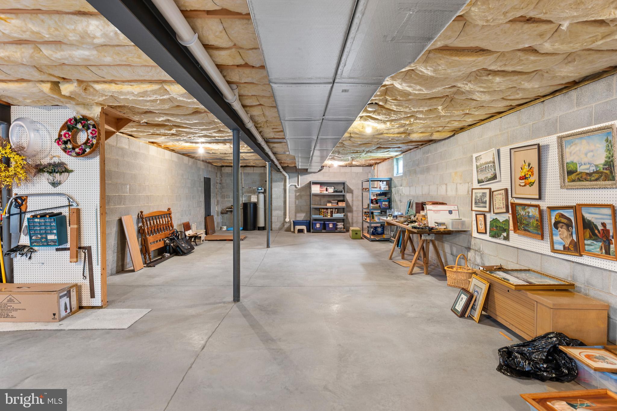 KISSEL HILL COMMONS - Residential
