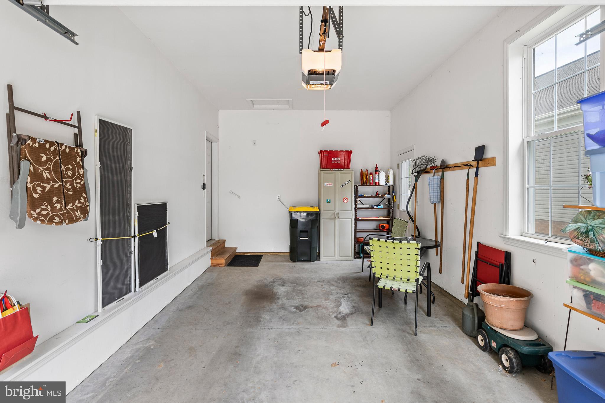 KISSEL HILL COMMONS - Residential