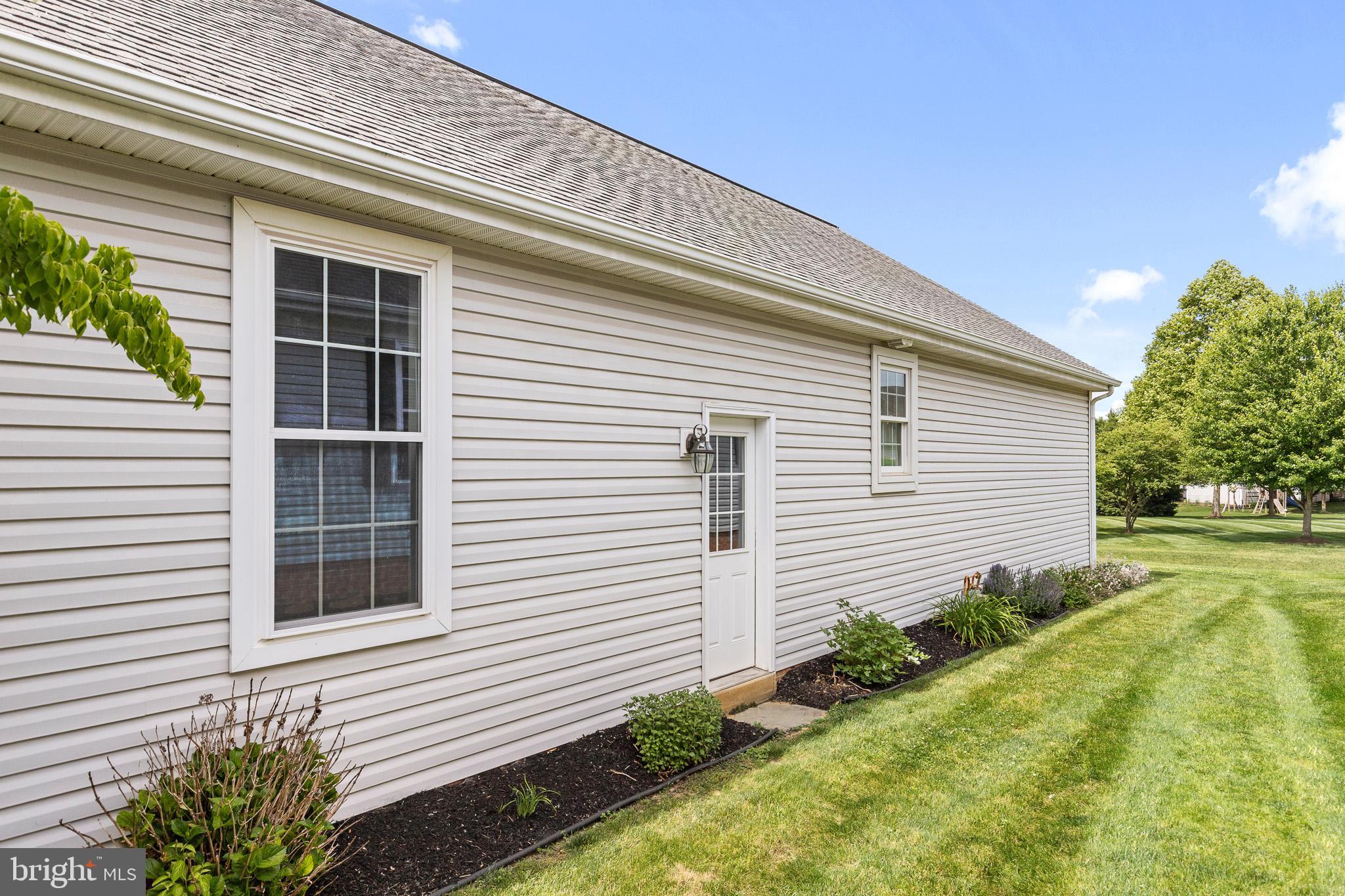 KISSEL HILL COMMONS - Residential
