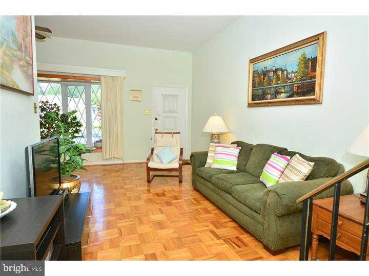 BUSTLETON - Residential
