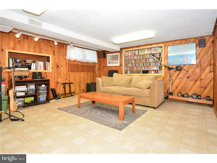 BUSTLETON - Residential
