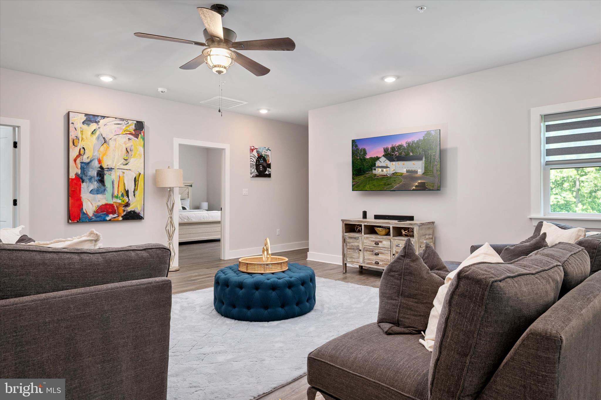 FOREST HILLS - Residential