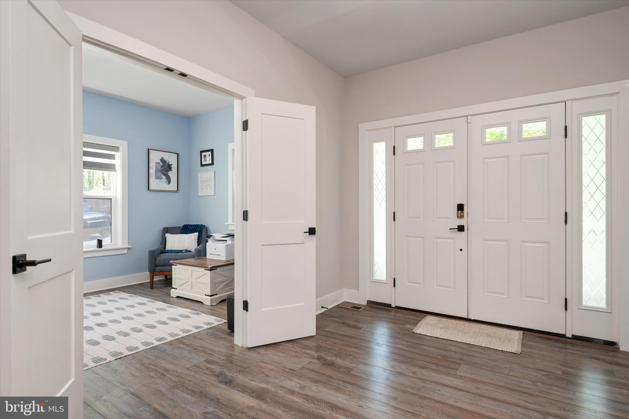 FOREST HILLS - Residential