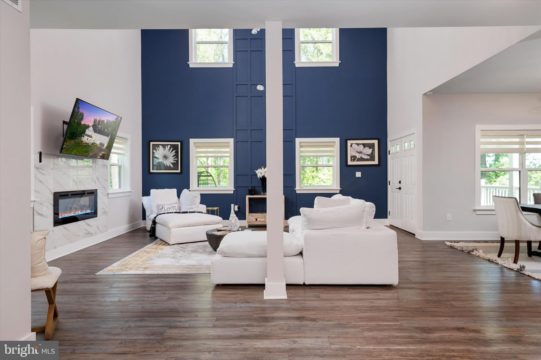 FOREST HILLS - Residential