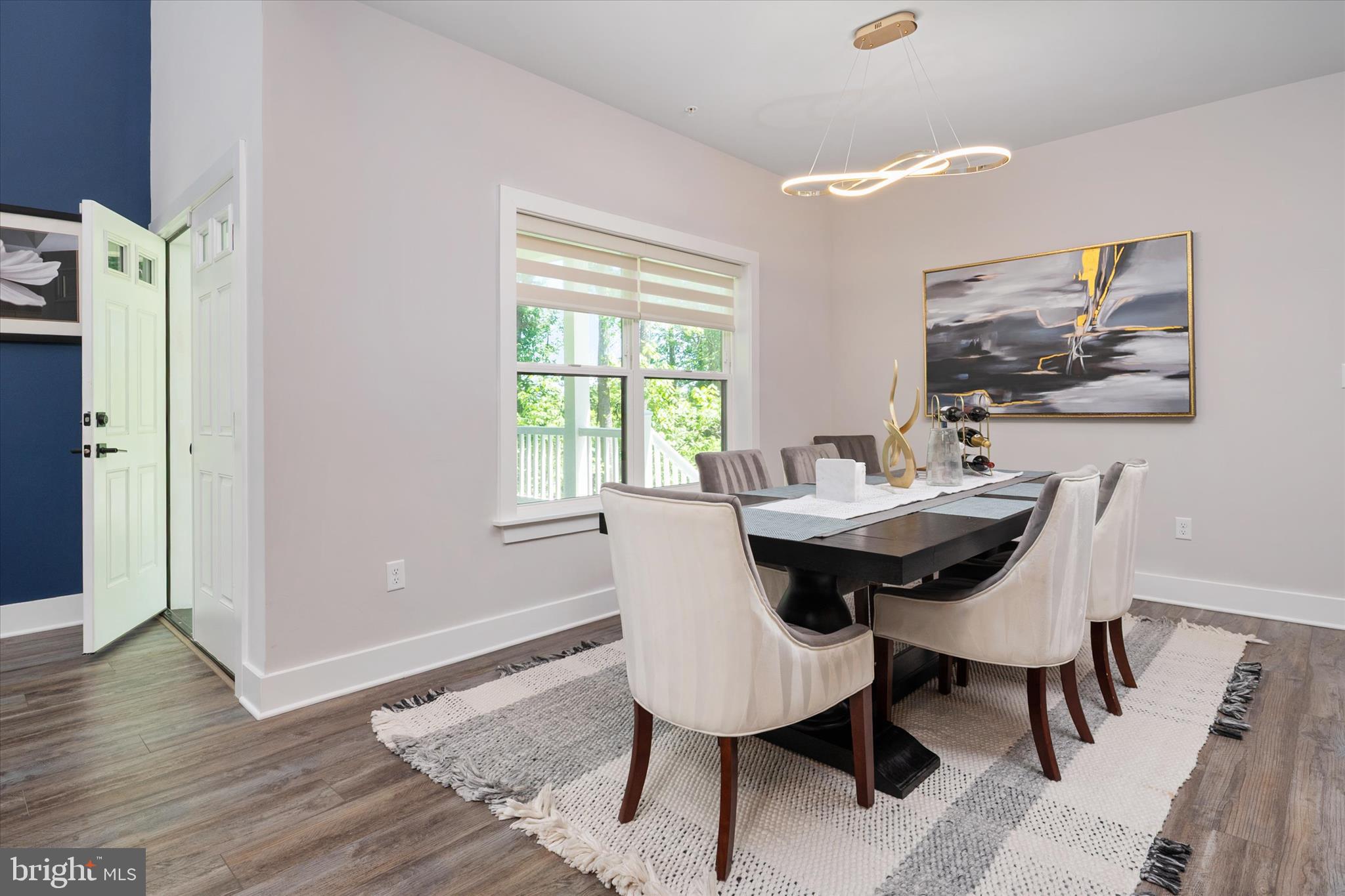 FOREST HILLS - Residential