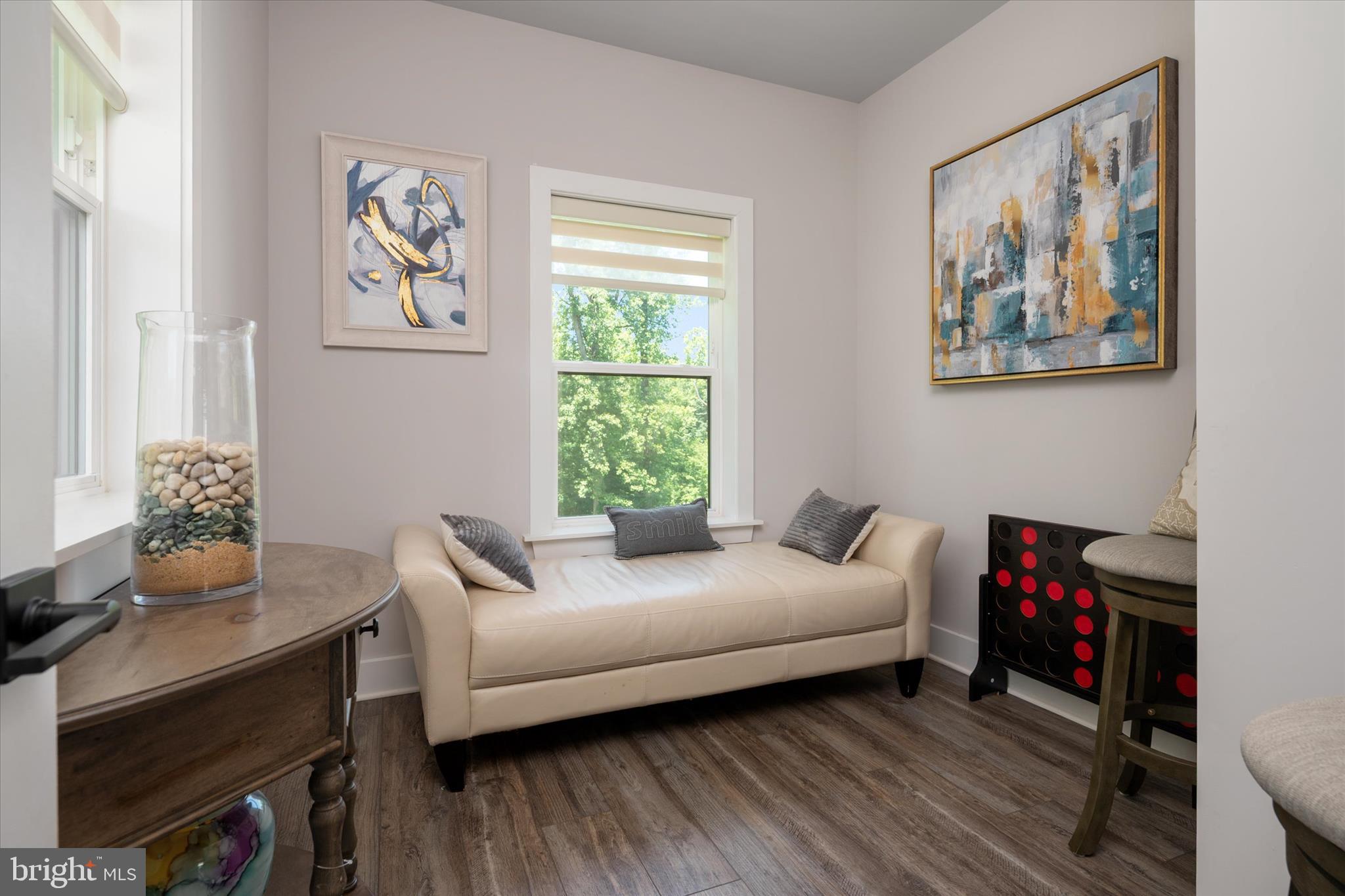 FOREST HILLS - Residential