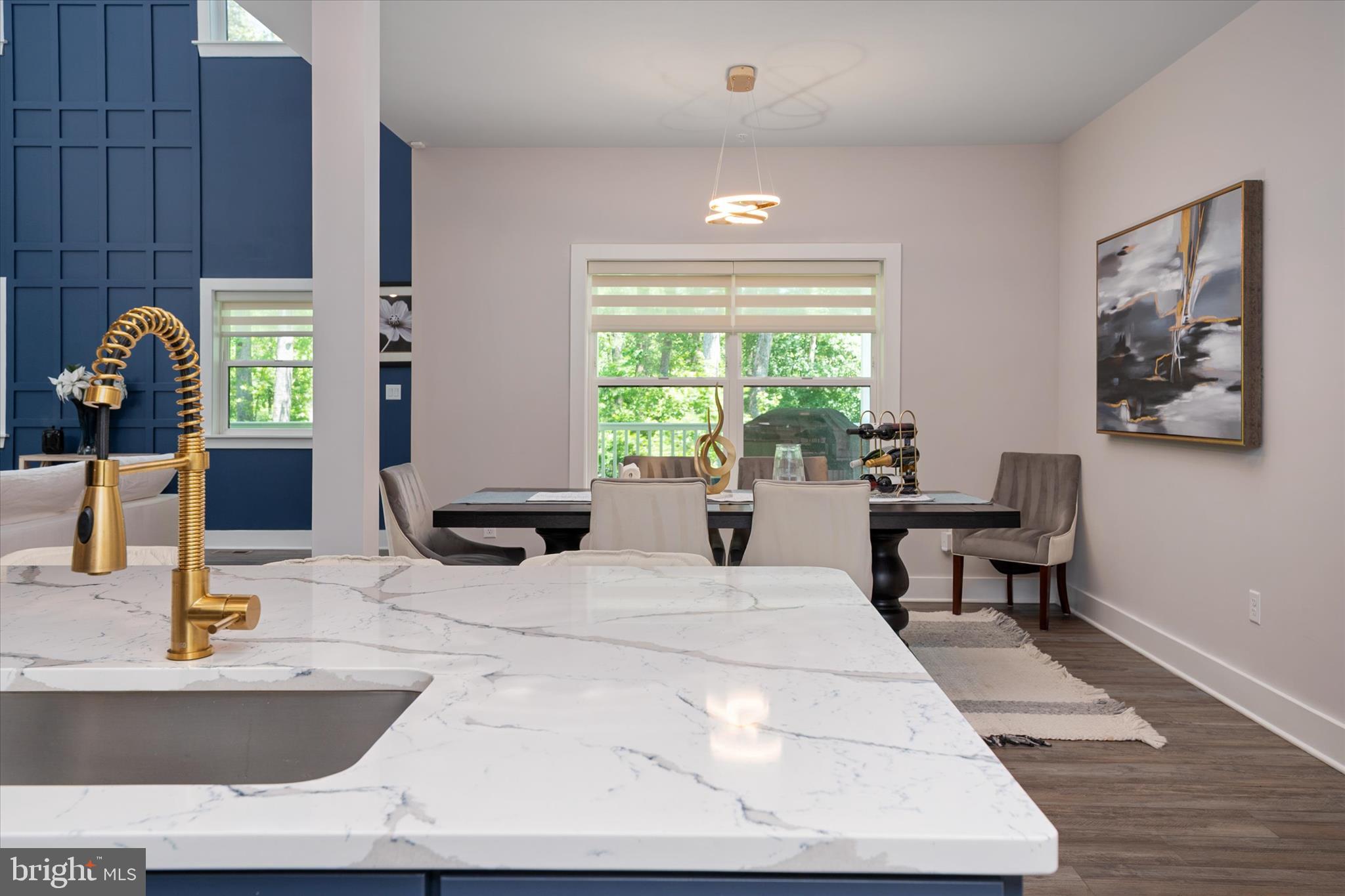 FOREST HILLS - Residential