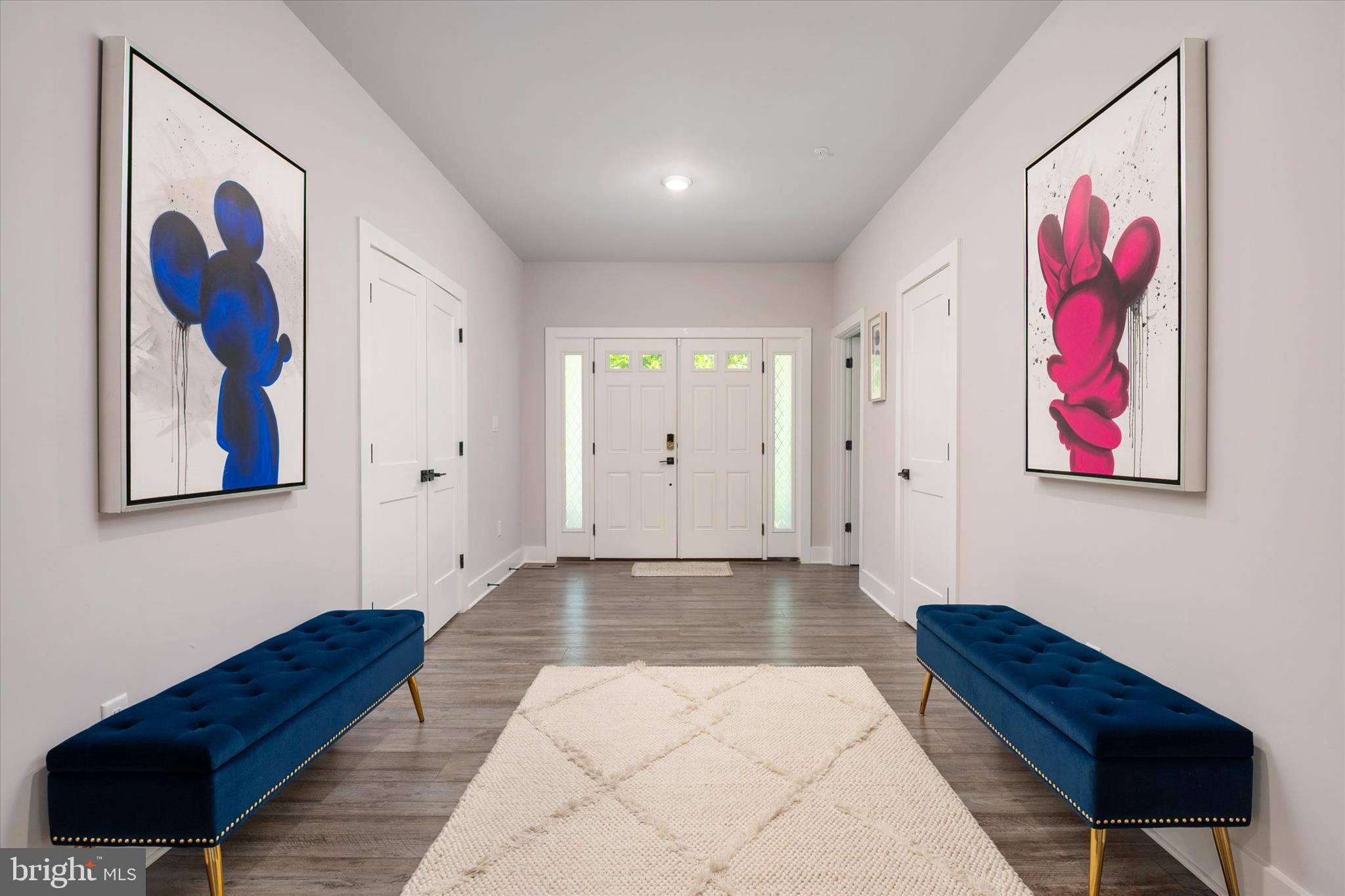 FOREST HILLS - Residential