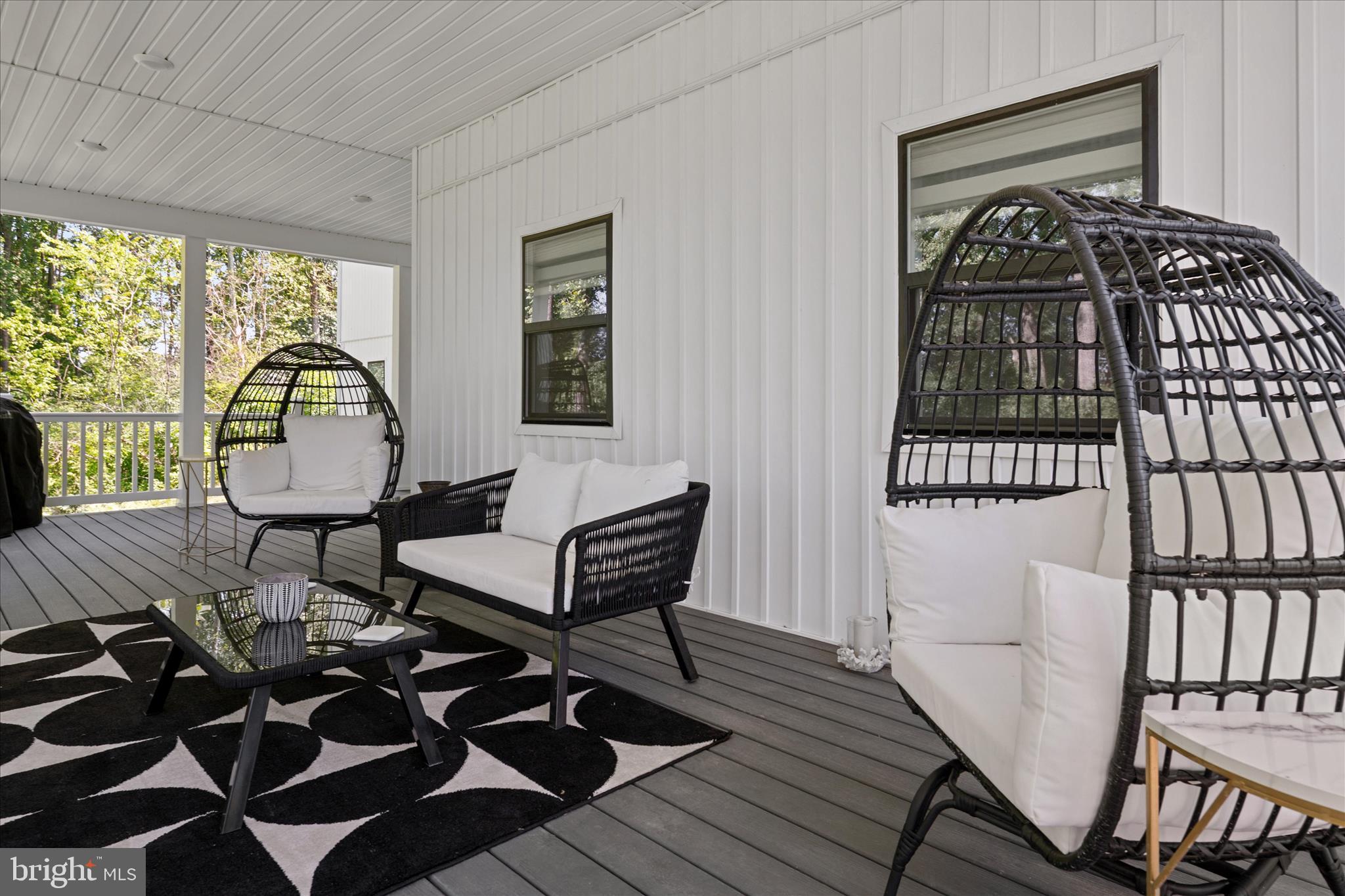 FOREST HILLS - Residential