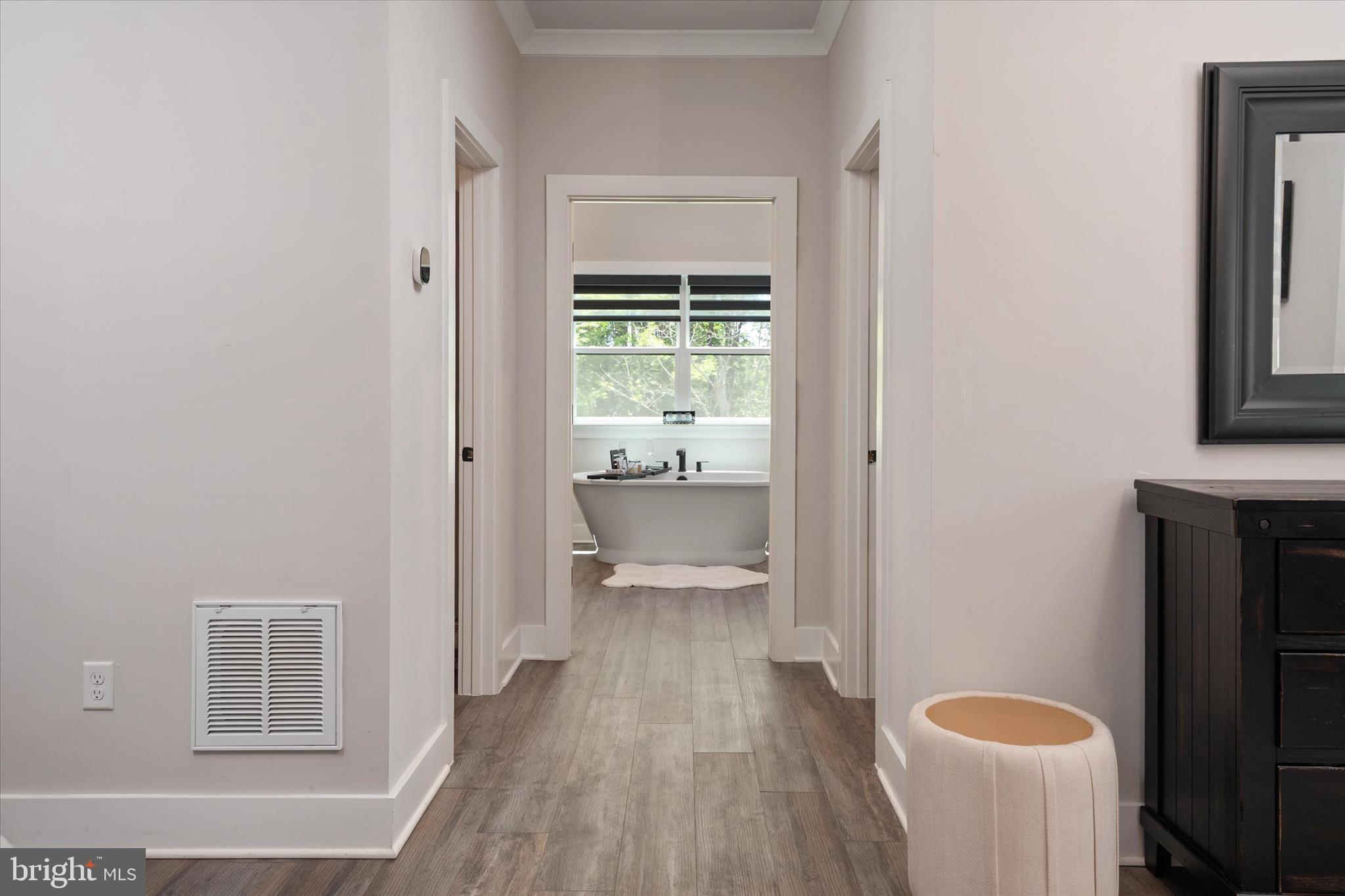 FOREST HILLS - Residential