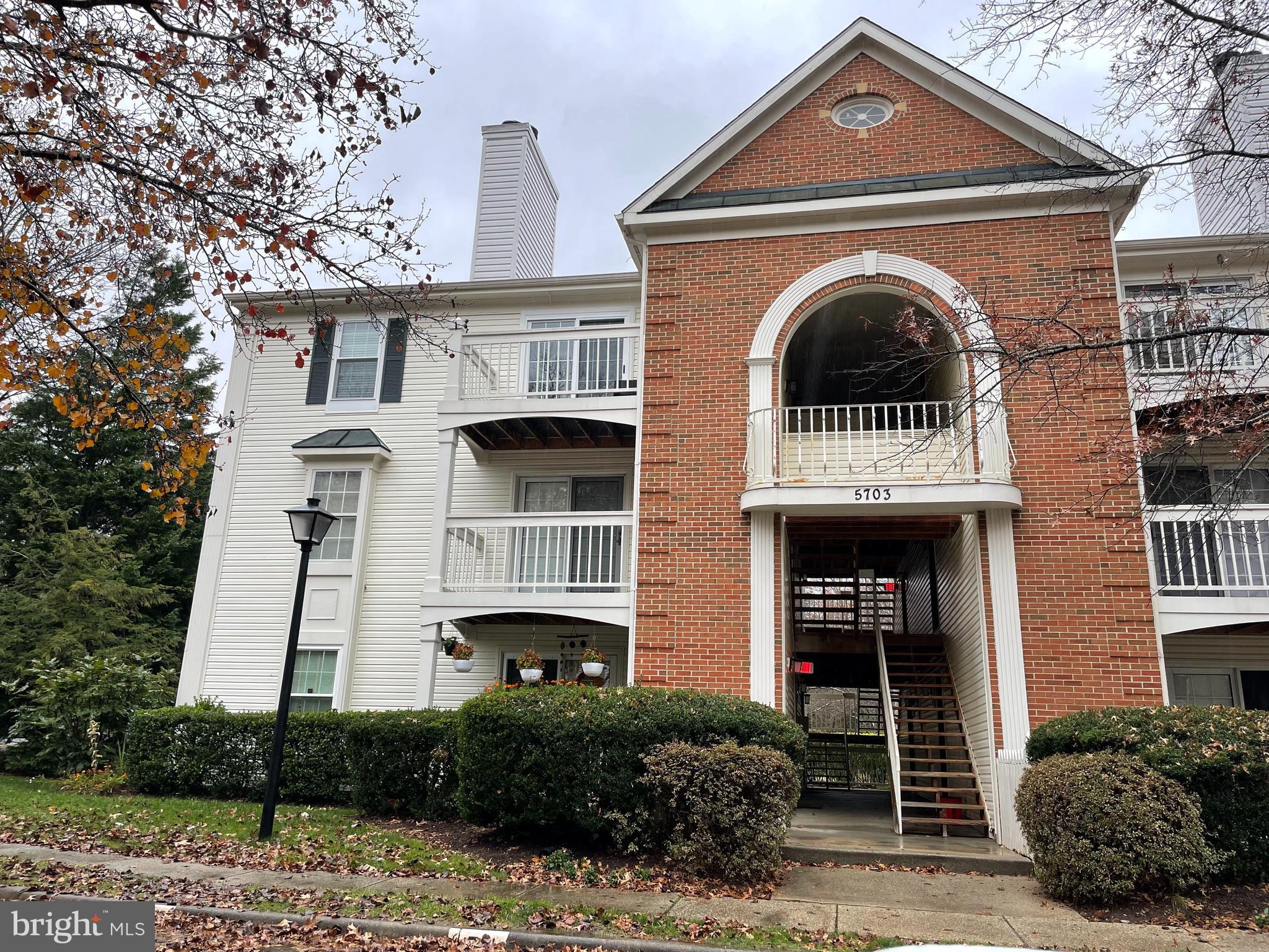 MULTIPLE APPICATIONS HAVE BEEN RECEIVED; ALL APPLICATIONS DUE BY 12:00 PM 02/02/2024.   SEE APPLICANT CRITERIA INFORMATION BEFORE REQUESTING A TOUR.   ALL NEW and fresh just for you!  It's like a brand new home!  First time this rental has been available in over 10 years.  Owner has upgraded EVERYTHING!  NEW:  Stainless steel kitchen appliances, quartz kitchen counters, light & ceiling fan fixtures, beautiful NEW vinyl plank flooring throughout and wall-to-wall carpeting in bedroom only.   Bathroom has a new toilet and vanity, light fixtures and refreshed vinyl tub shower, PLUS a stacked washer/dryer unit and linen closet.   The sizeable bedroom has windows on two sides and two large closets and can fit a king-sized bed.   Kitchen has all NEW appliances: Fridge, stove, dishwasher, sink, quartz counters and faucet.   Kitchen also has a pass-thru bar area into the Living Room and is next to the Dining Room so you have a semi-open concept floor plan that makes this home feel so spacious!  Gorgeous Living Room with vaulted ceilings, wood-burning fireplace (inspected and maintained 2x/year by condo association!) and new slider doors that lead to a sizable deck overlooking trees and parking and wooded areas.  Storage Utility Room off deck.    Entire condo and kitchen cabinets all painted in on-trend Sherwin Williams, "Chantilly Lace" white color which is the perfect backdrop for any home decor style.   This condo also comes with 1 assigned parking space and ample community parking throughout the complex.  Super convenient location just off Jeff Todd Hwy and Rt 1. makes access to main commuter routes and mass transit lines a snap!  Fairfax County schools and services.  Condo association covers snow and trash removal.   Available for lease starting 02/01/2024;   Min lease 12 months with option for annual renewal thereafter; Long-term leases preferred.    Rental terms are: $1500/month + electricity & cable & 1 assigned parking space; Minimum combined annual household income of $75,000; Maximum 2 combined household incomes to qualify.   Each party responsible for rent payment must complete a full rental application.   680 credit score minimum per applicant.   Maximum 2 humans occupancy.    NO PETS. 
 Online application link to be made available via listing agent.     Landlord reserves the right to set an application deadline and the final decision on which application chosen.   Contact the listing  agent with any questions or for further information.   This is one rental not to miss!