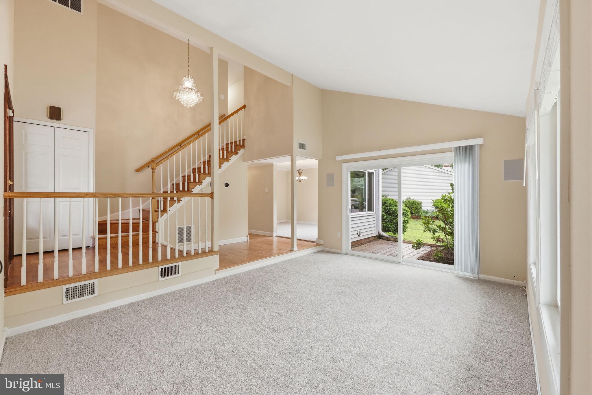 SUGARLAND RUN - Residential