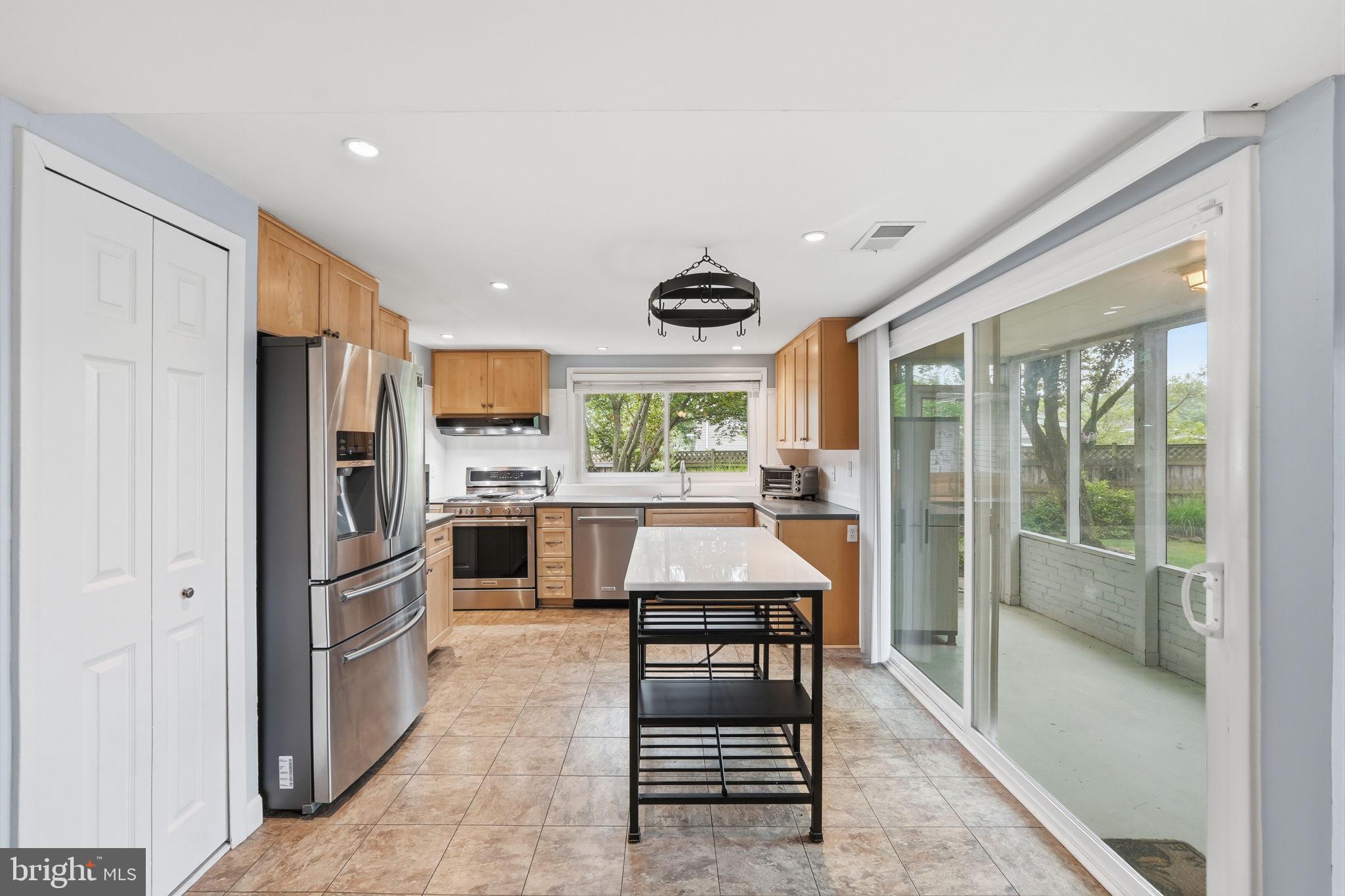 SUGARLAND RUN - Residential
