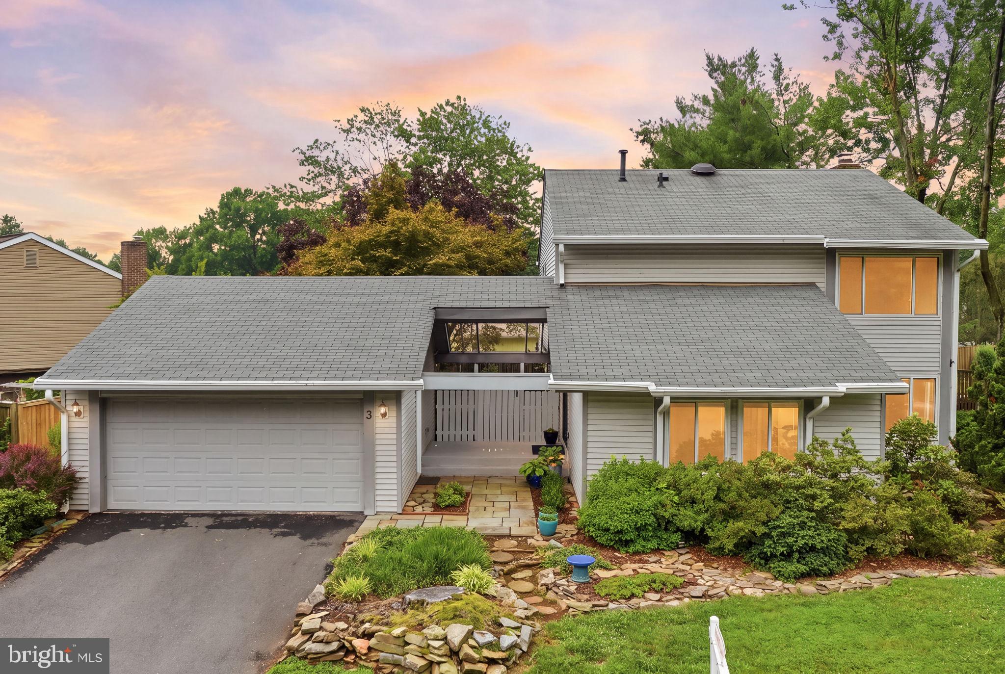 SUGARLAND RUN - Residential
