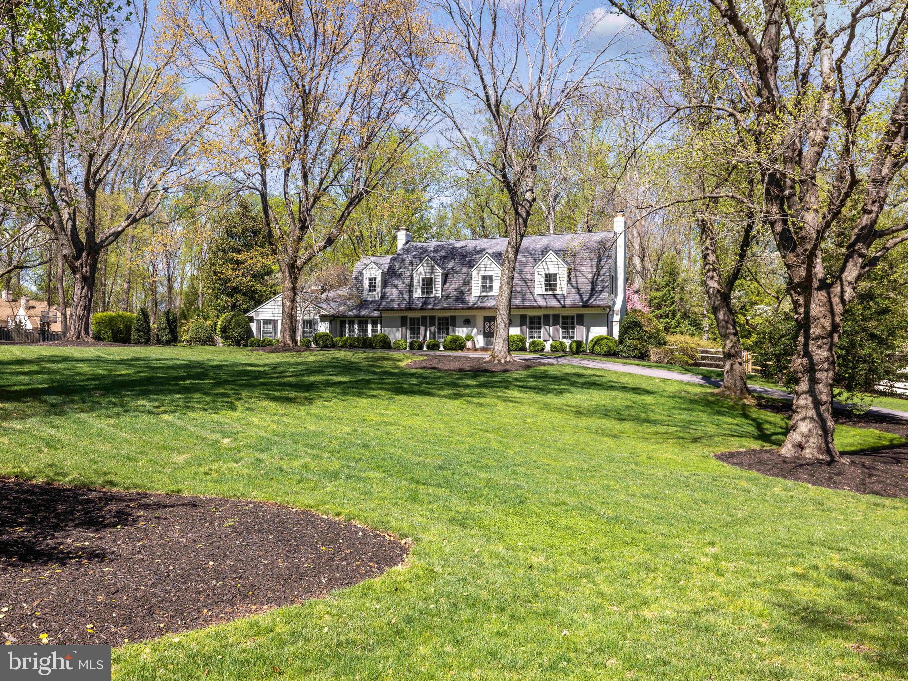 POTOMAC MANOR - Residential