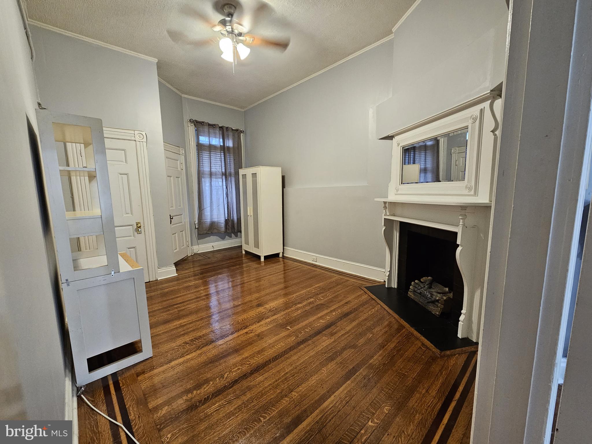 MOUNT VERNON PLACE HISTORIC DISTRICT - Residential Lease