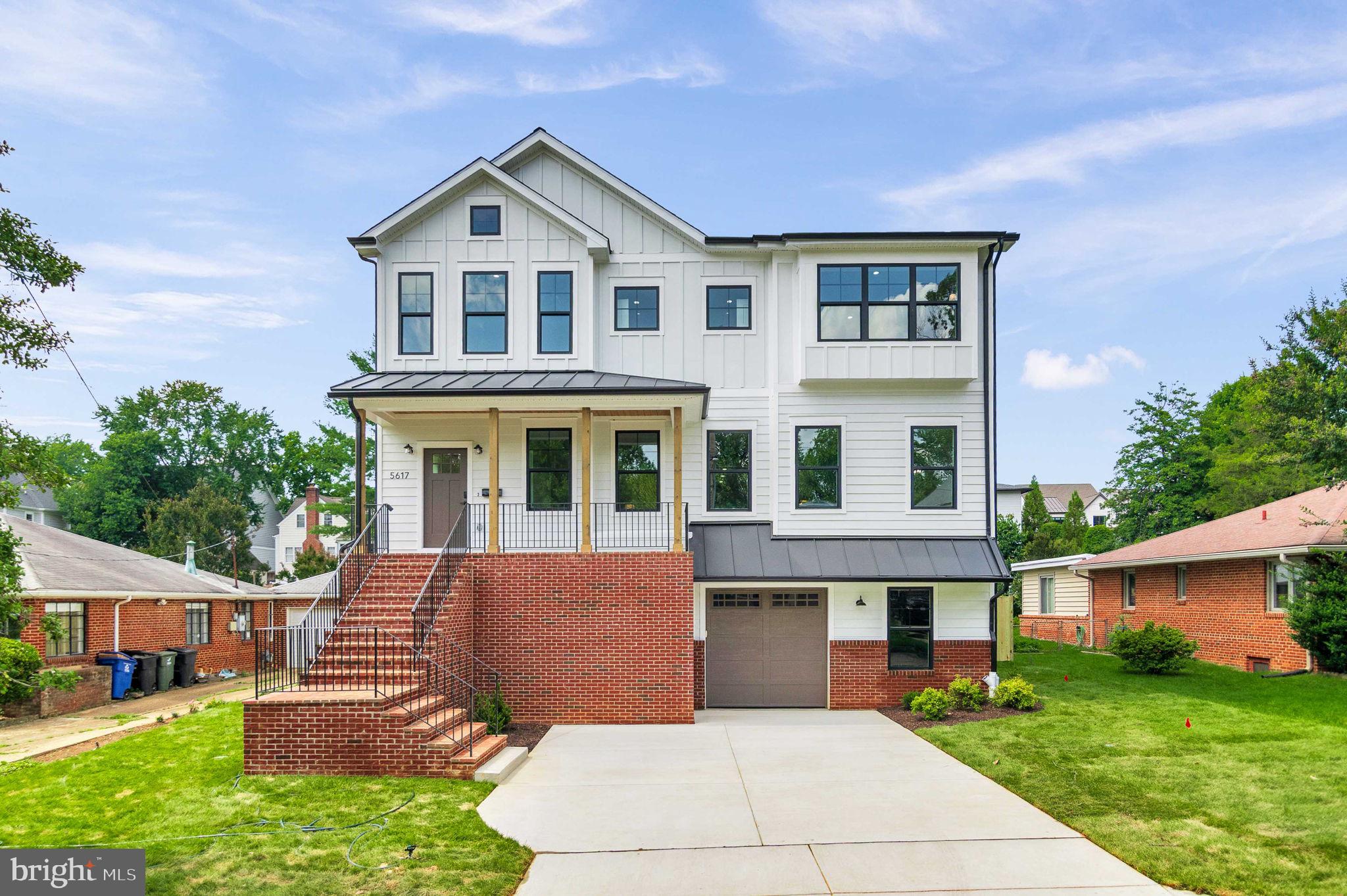 TUCKAHOE VILLAGE - Residential