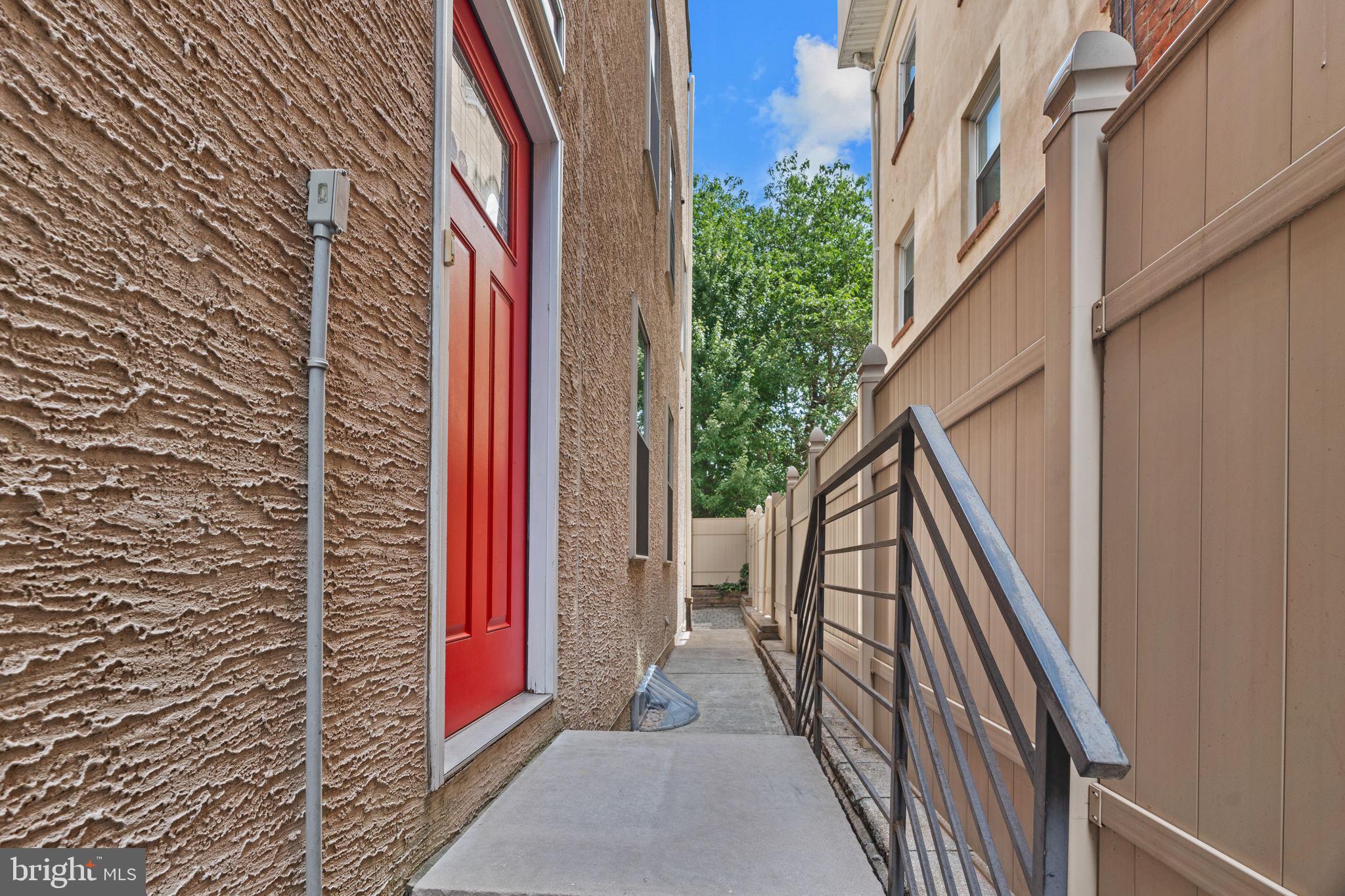 FRANCISVILLE - Residential