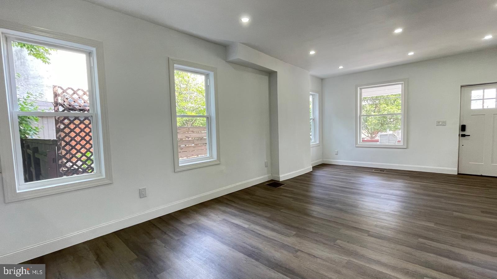 GERMANTOWN (WEST) - Residential
