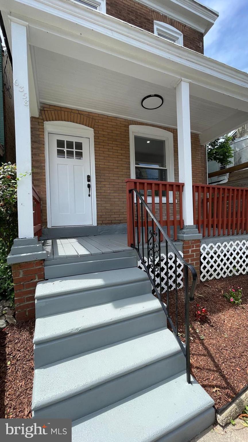 GERMANTOWN (WEST) - Residential