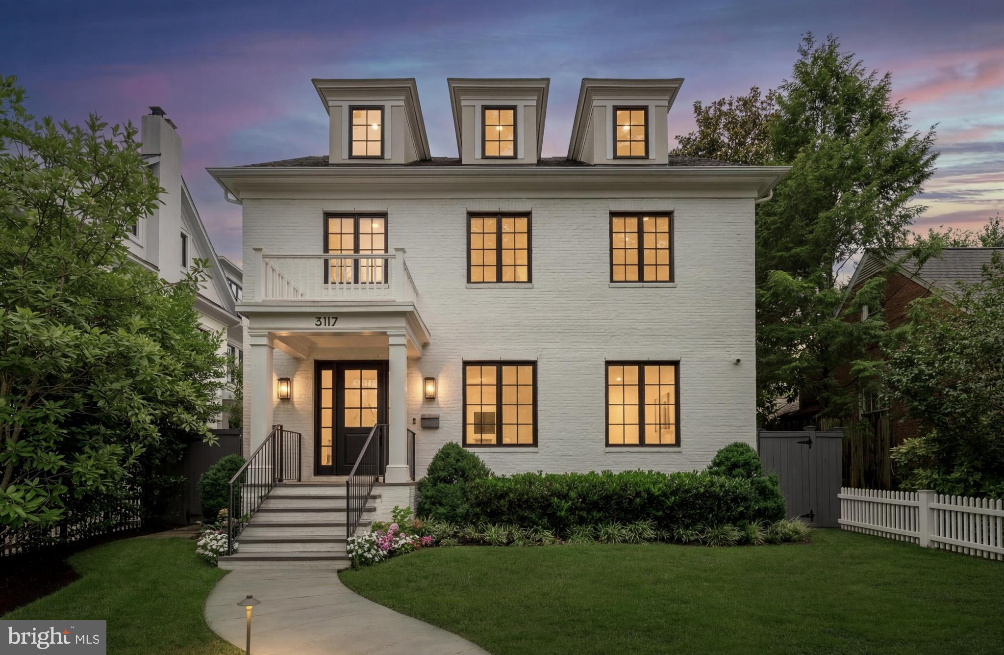 CLEVELAND PARK - Residential