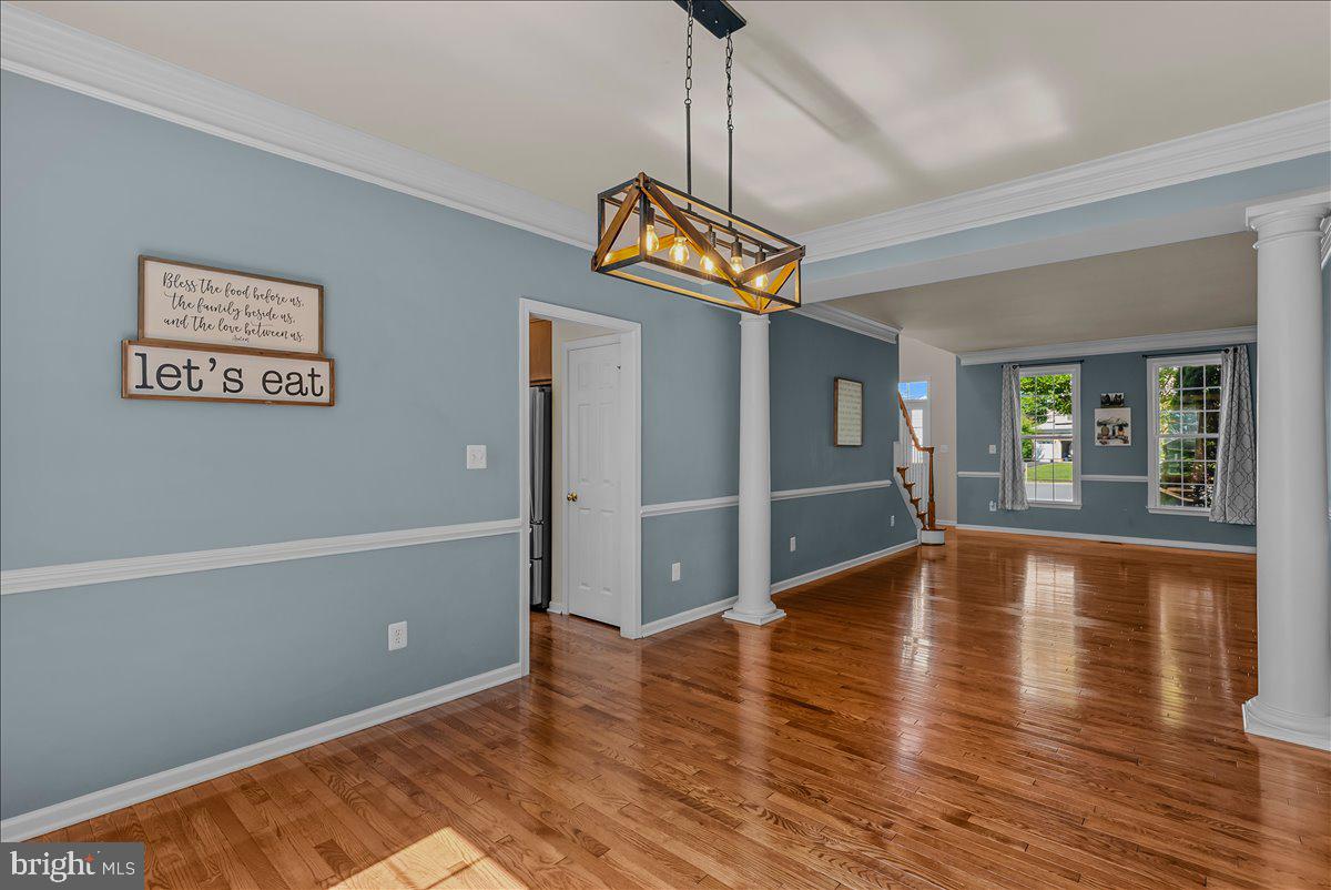TWIN LAKES - Residential