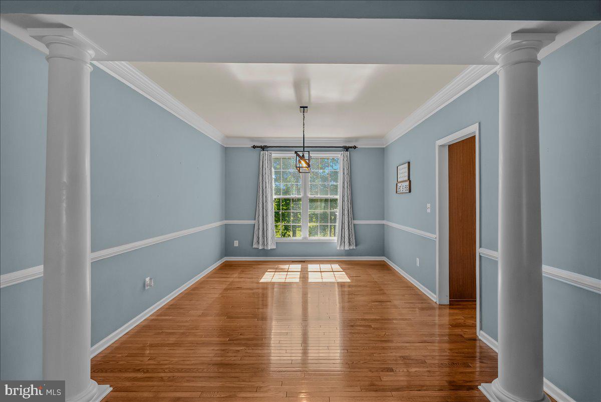 TWIN LAKES - Residential