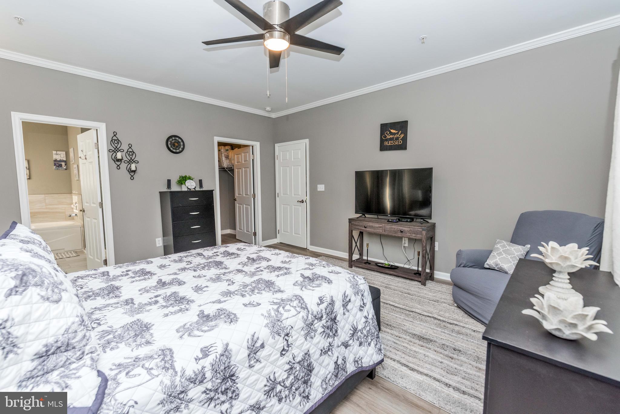 WOOD CREEK GOLF COMM - Residential