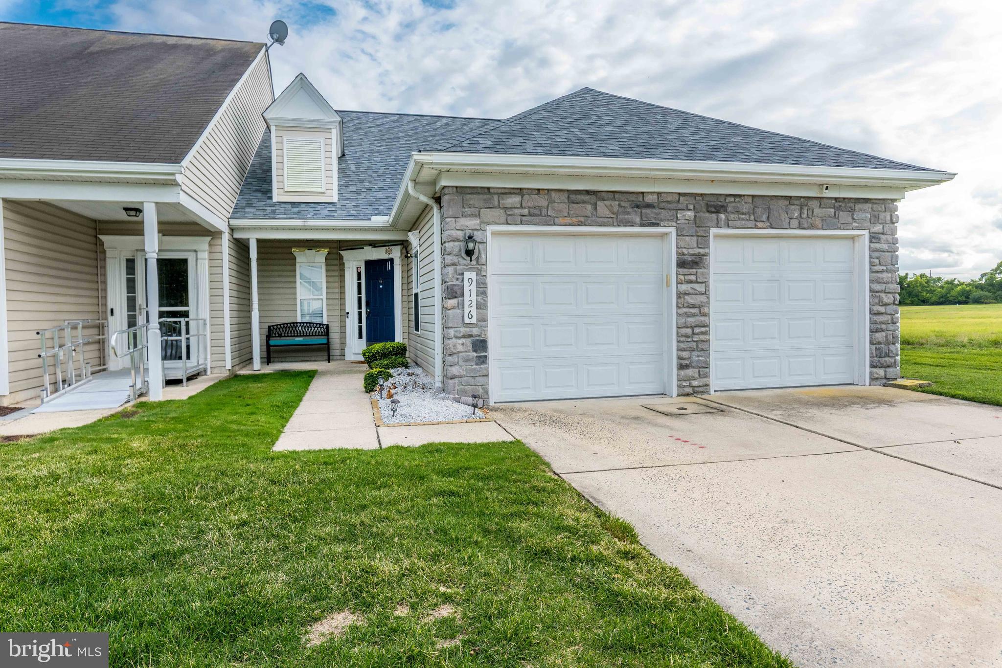 WOOD CREEK GOLF COMM - Residential