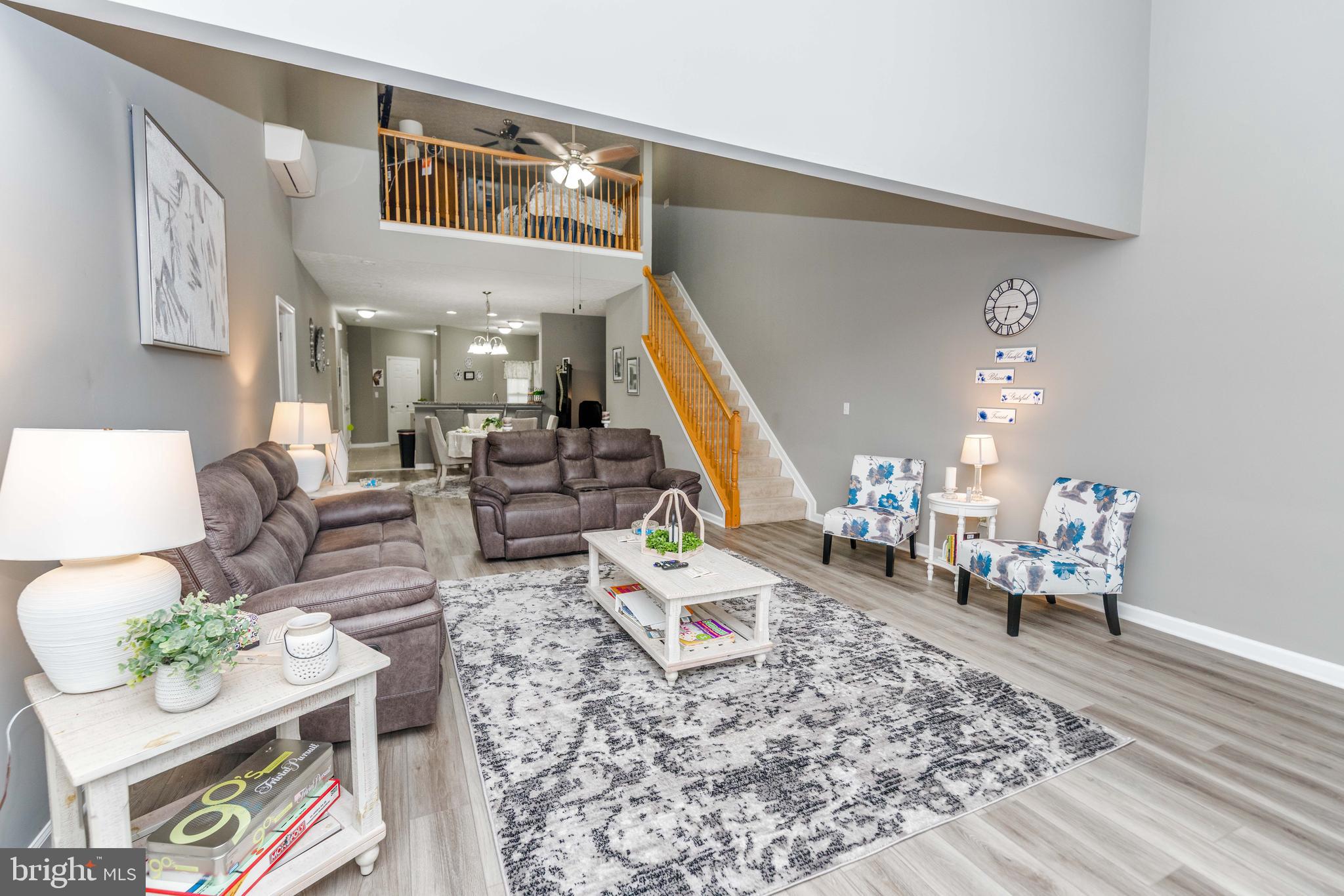 WOOD CREEK GOLF COMM - Residential