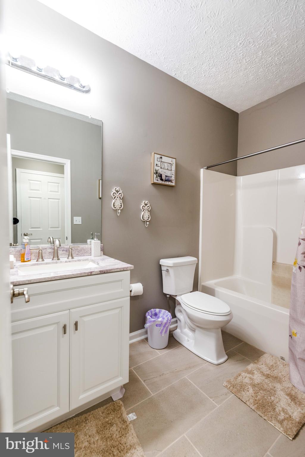 WOOD CREEK GOLF COMM - Residential