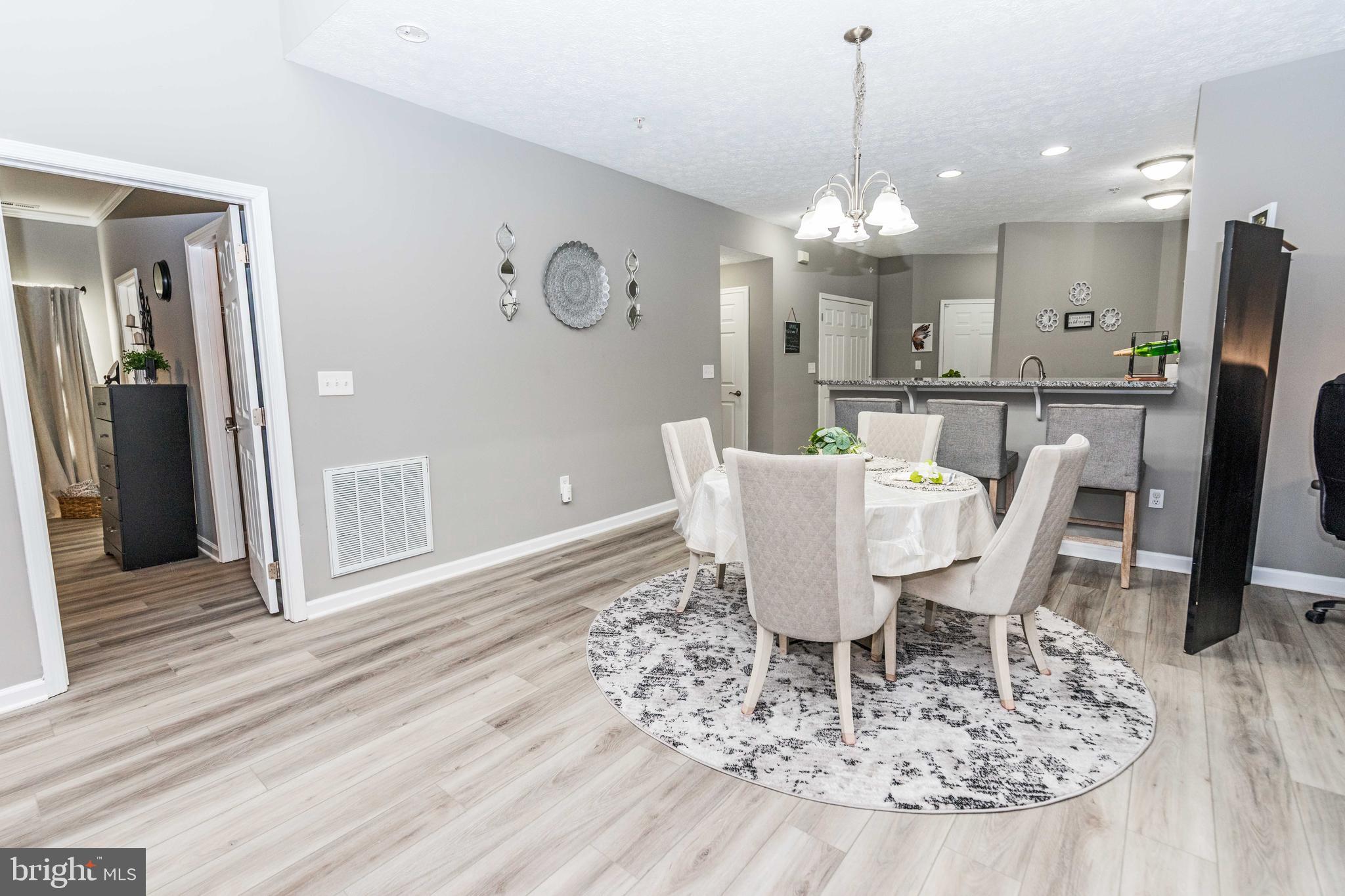 WOOD CREEK GOLF COMM - Residential
