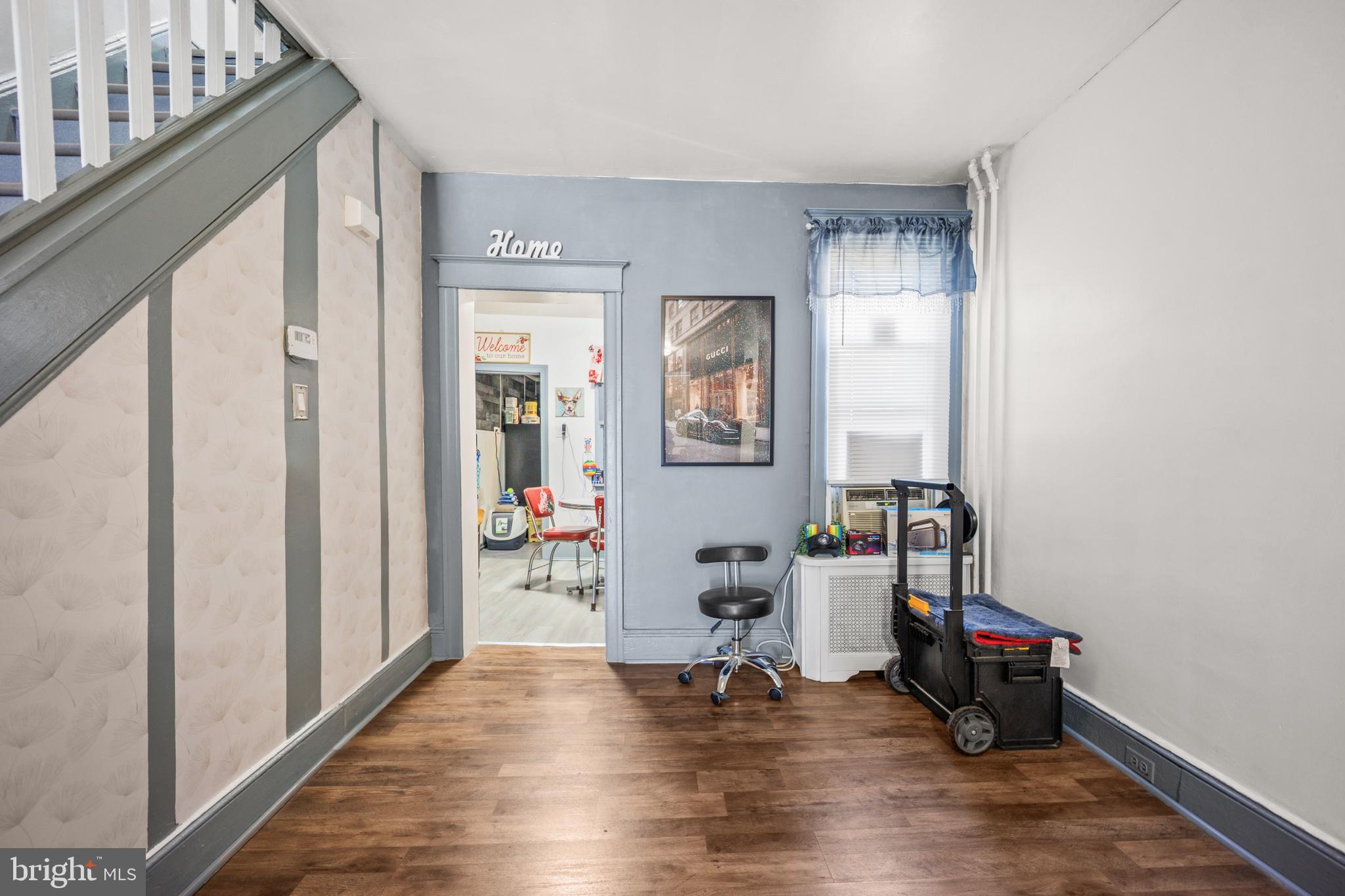 KENSINGTON - Residential