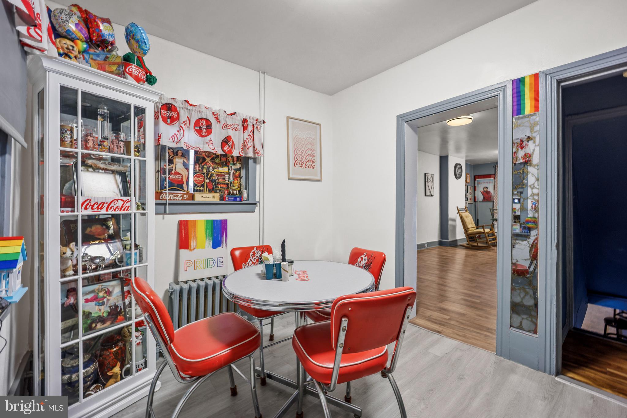 KENSINGTON - Residential