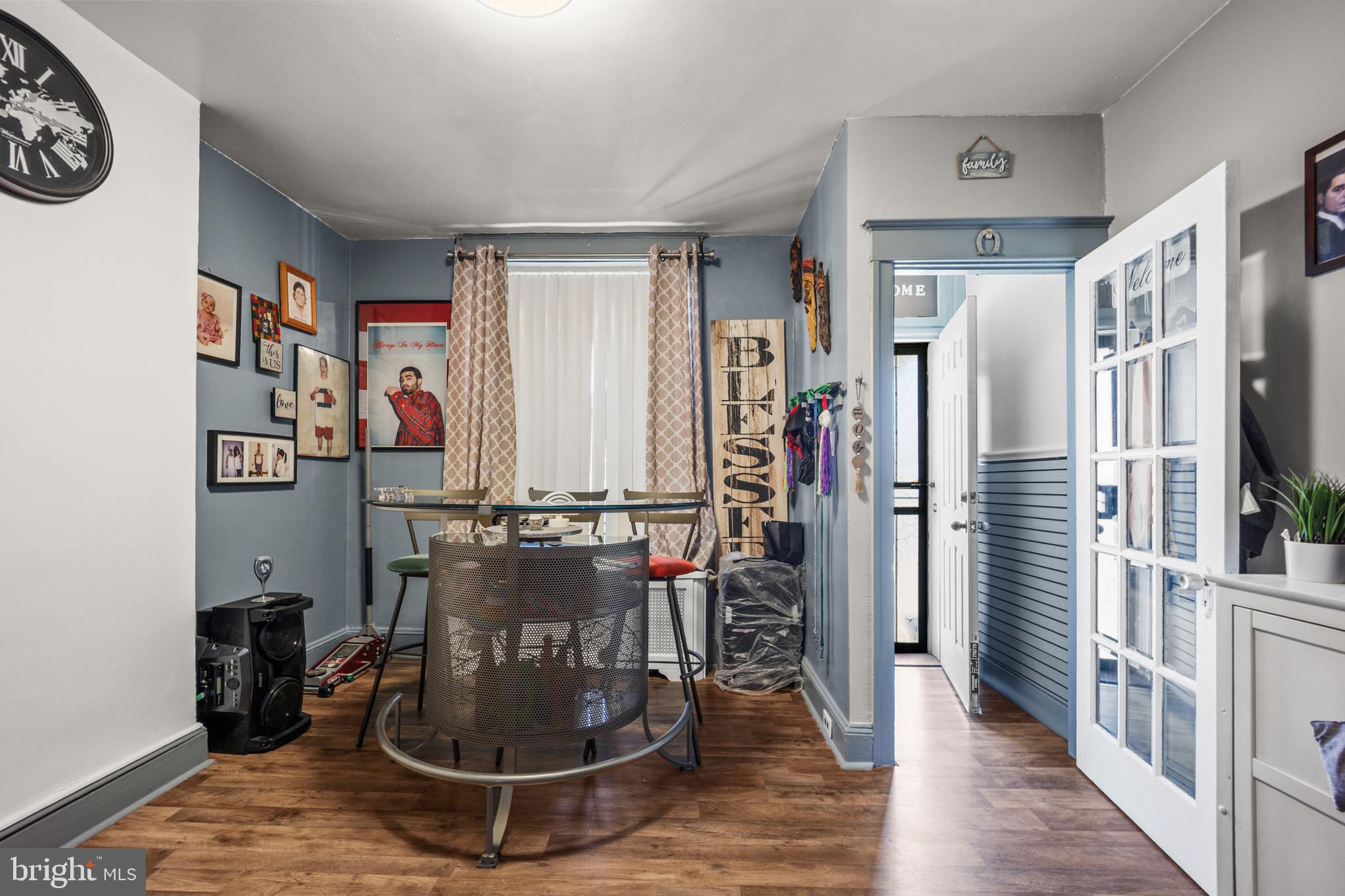 KENSINGTON - Residential