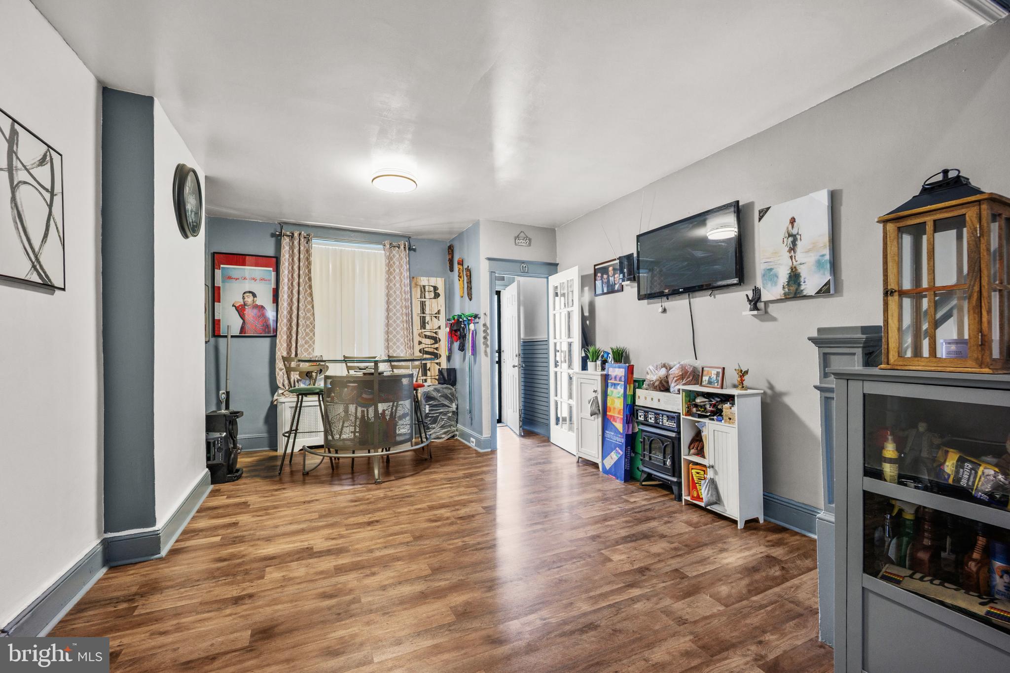 KENSINGTON - Residential