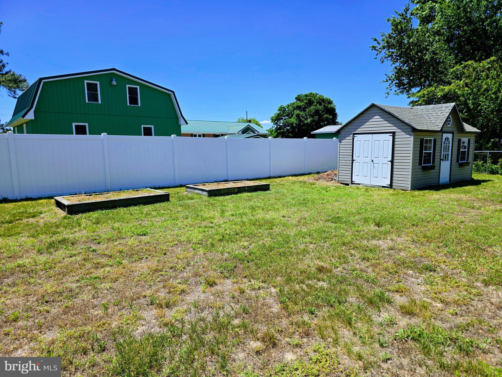 JOHN CHAR EST - Residential