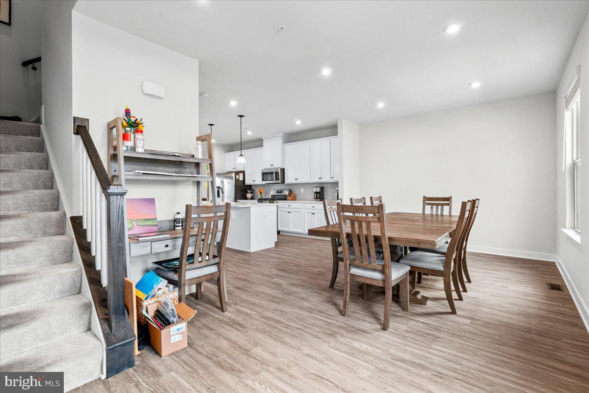 LAKE LINGANORE EAGLEHEAD - Residential